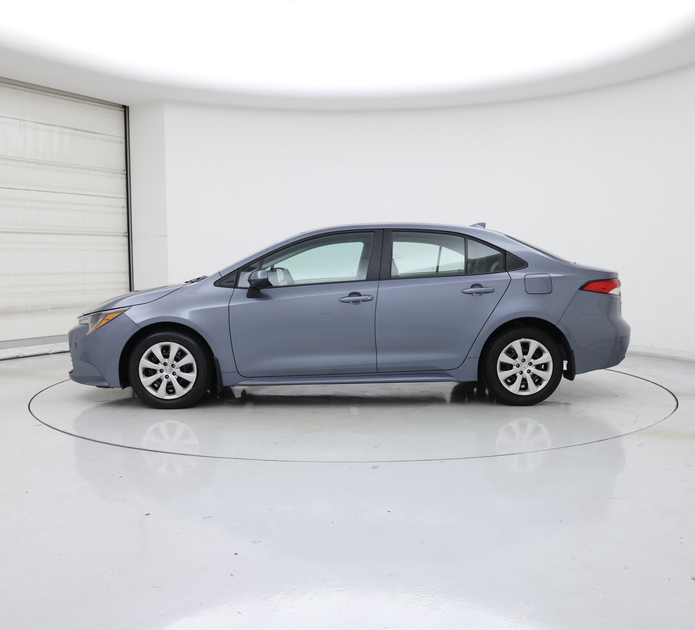 Thumbnail: 2026 Toyota Corolla - 3