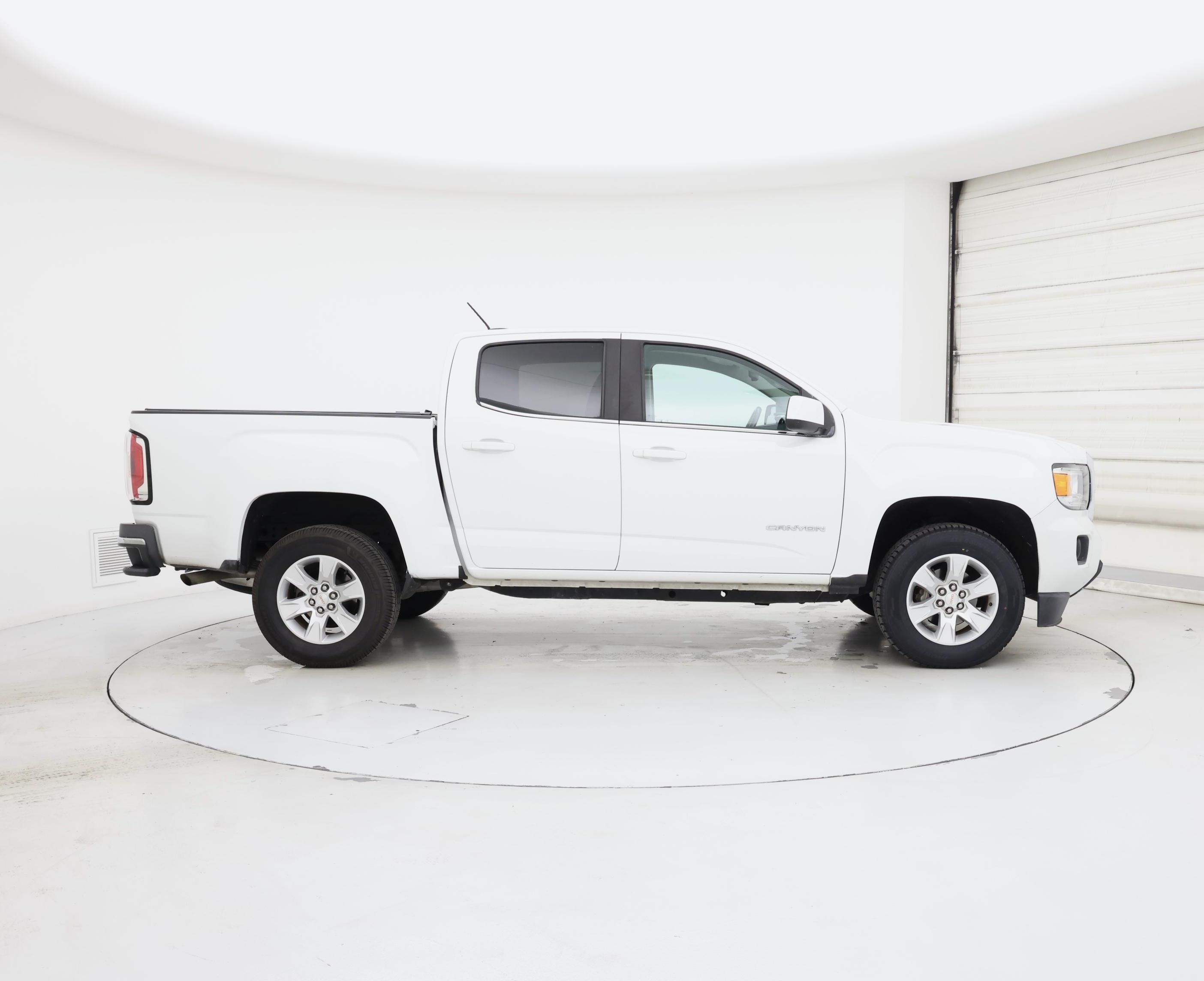 Thumbnail: 2018 GMC Canyon - 7