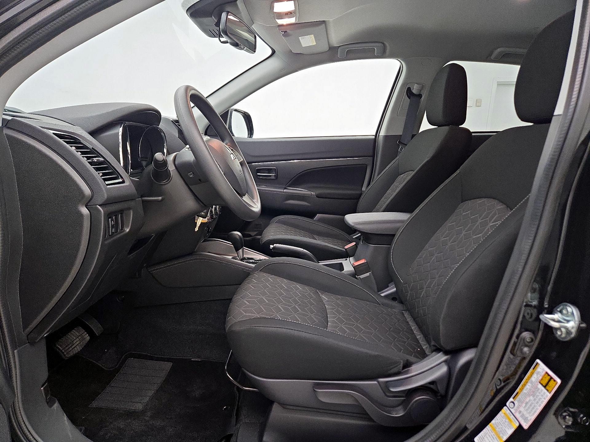 Thumbnail: 2026 Mitsubishi Outlander Sport - 11