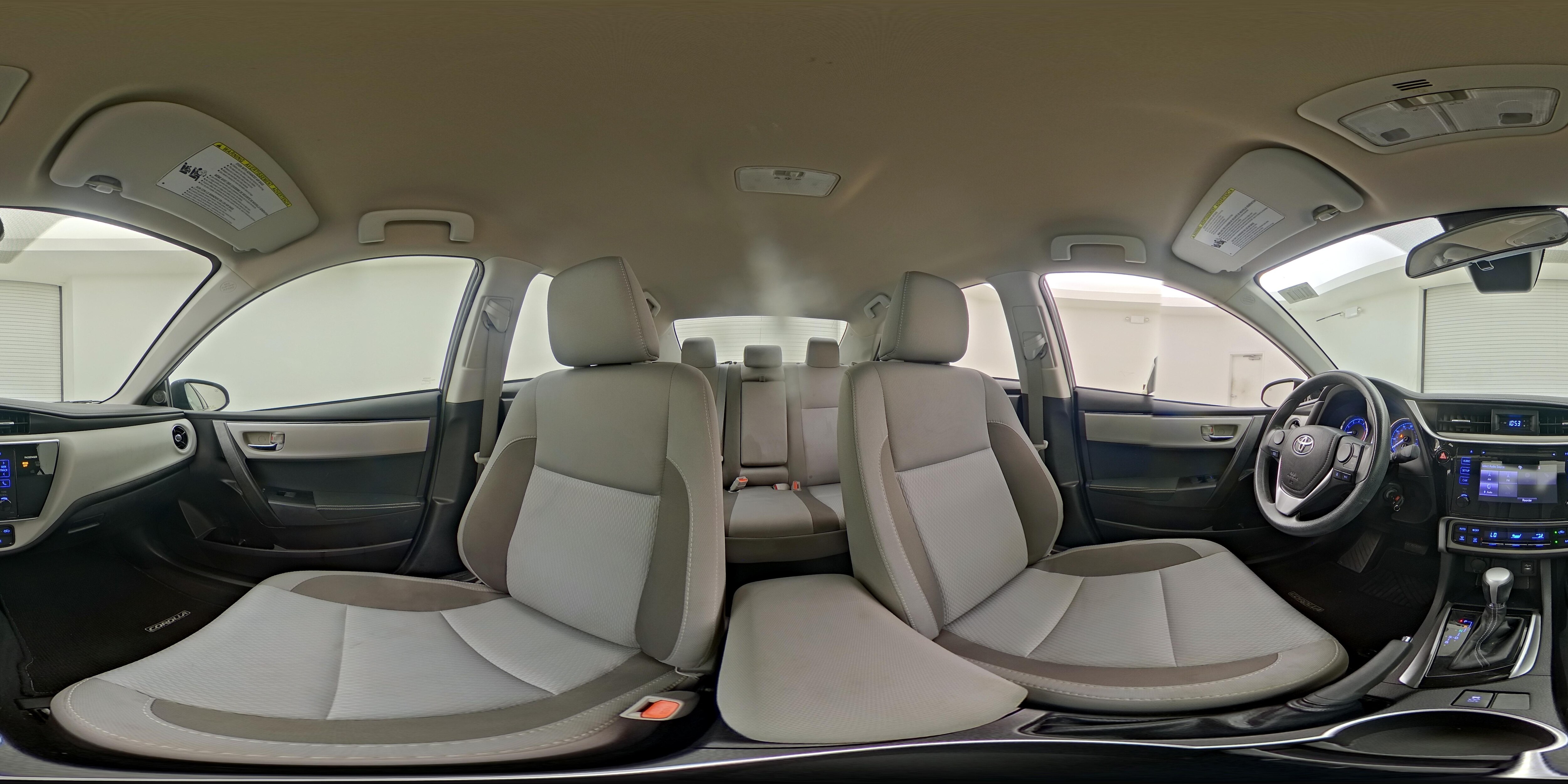2017 Toyota Corolla LE - Photo 24