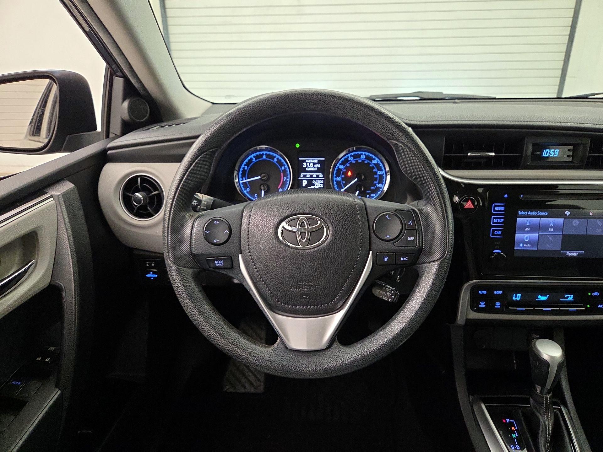 Thumbnail: 2017 Toyota Corolla - 10