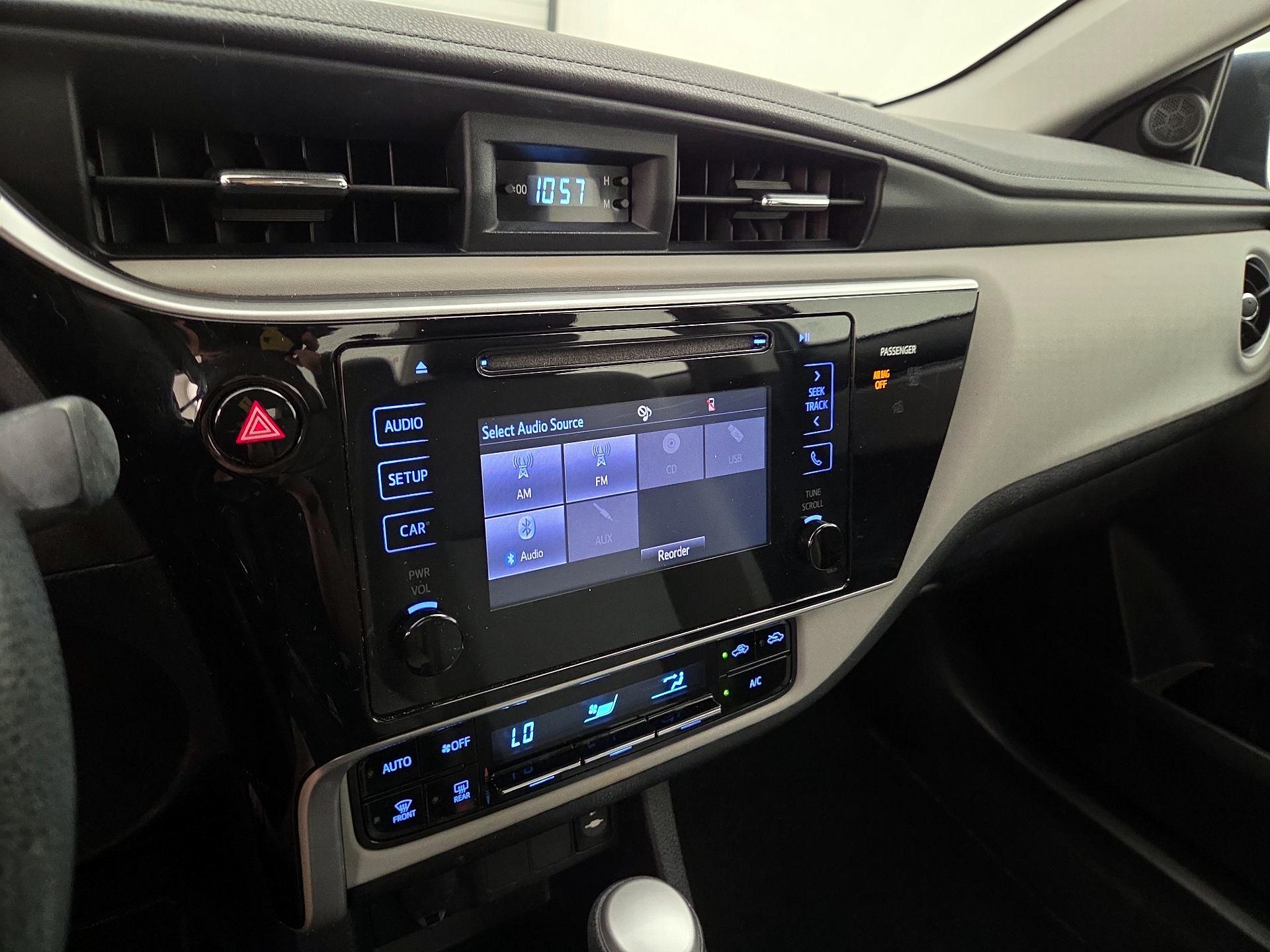 Thumbnail: 2017 Toyota Corolla - 15