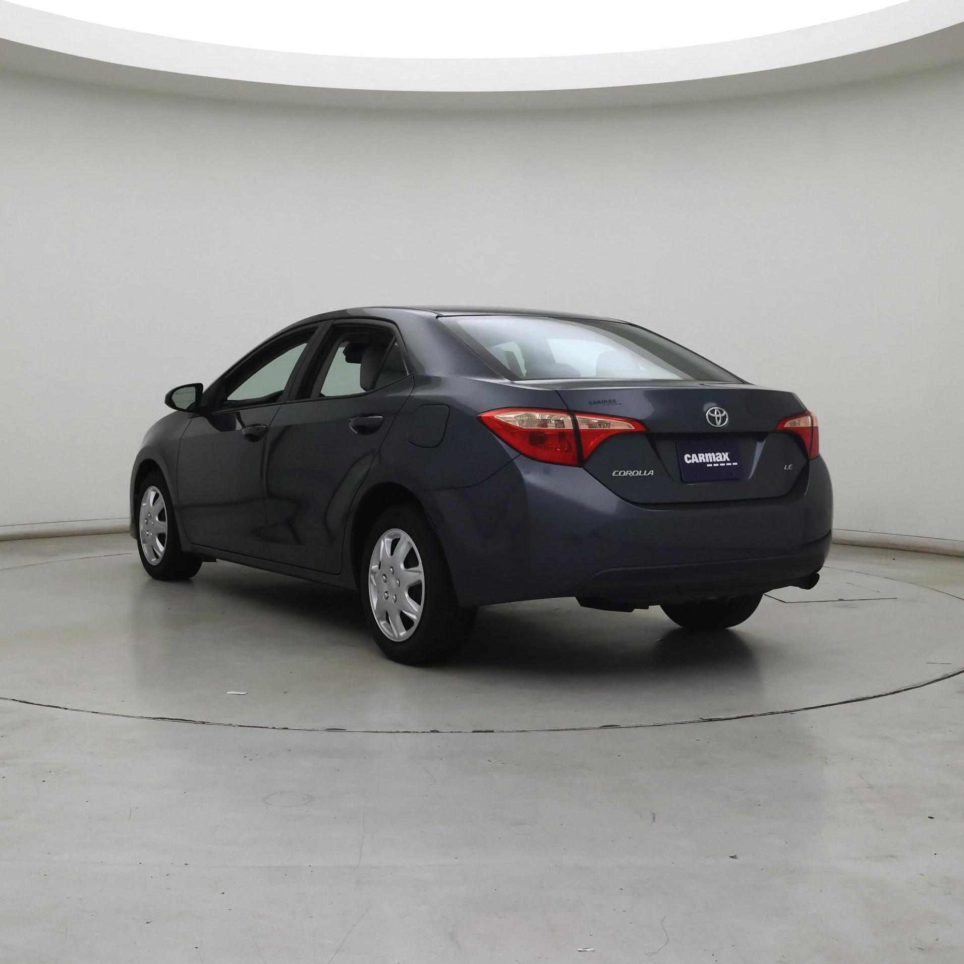 Thumbnail: 2017 Toyota Corolla - 2