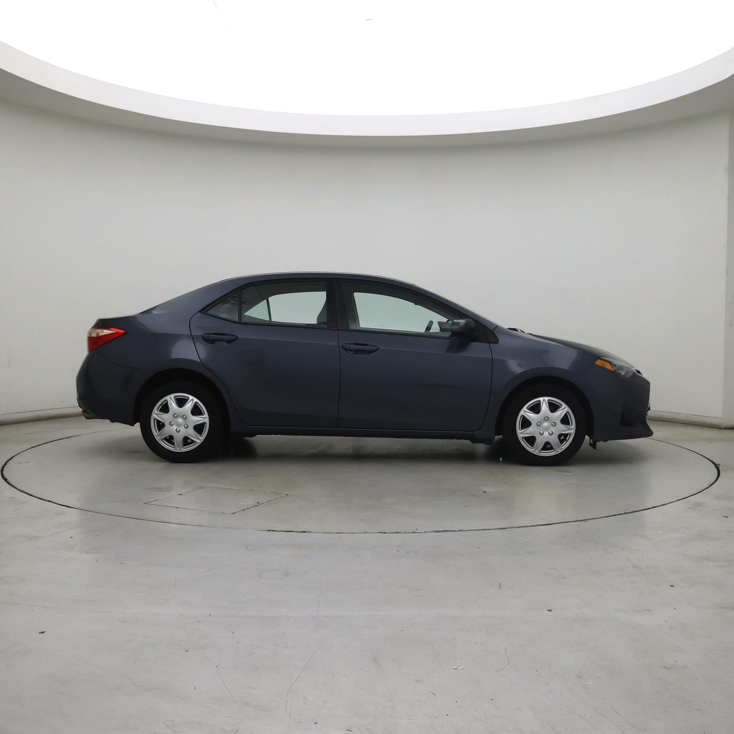 Thumbnail: 2017 Toyota Corolla - 7