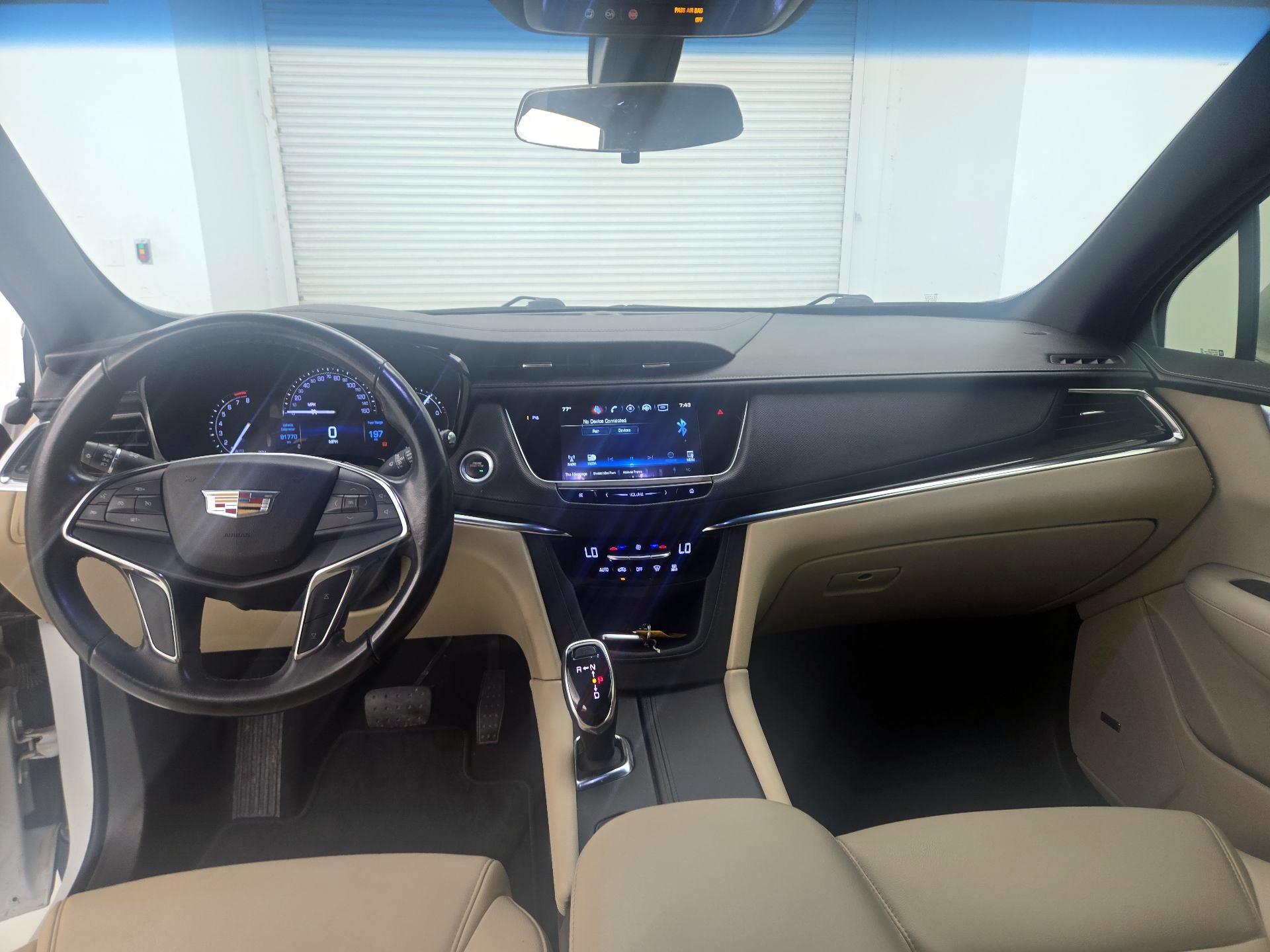Thumbnail: 2019 Cadillac XT5 - 9