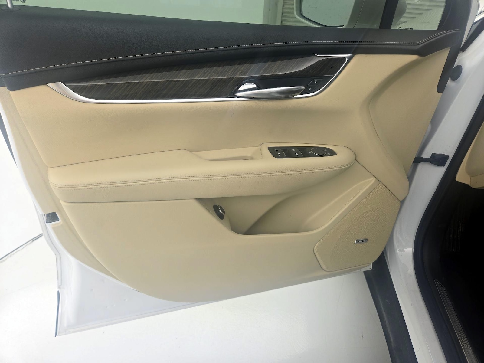 2019 Cadillac XT5 Base - Photo 13