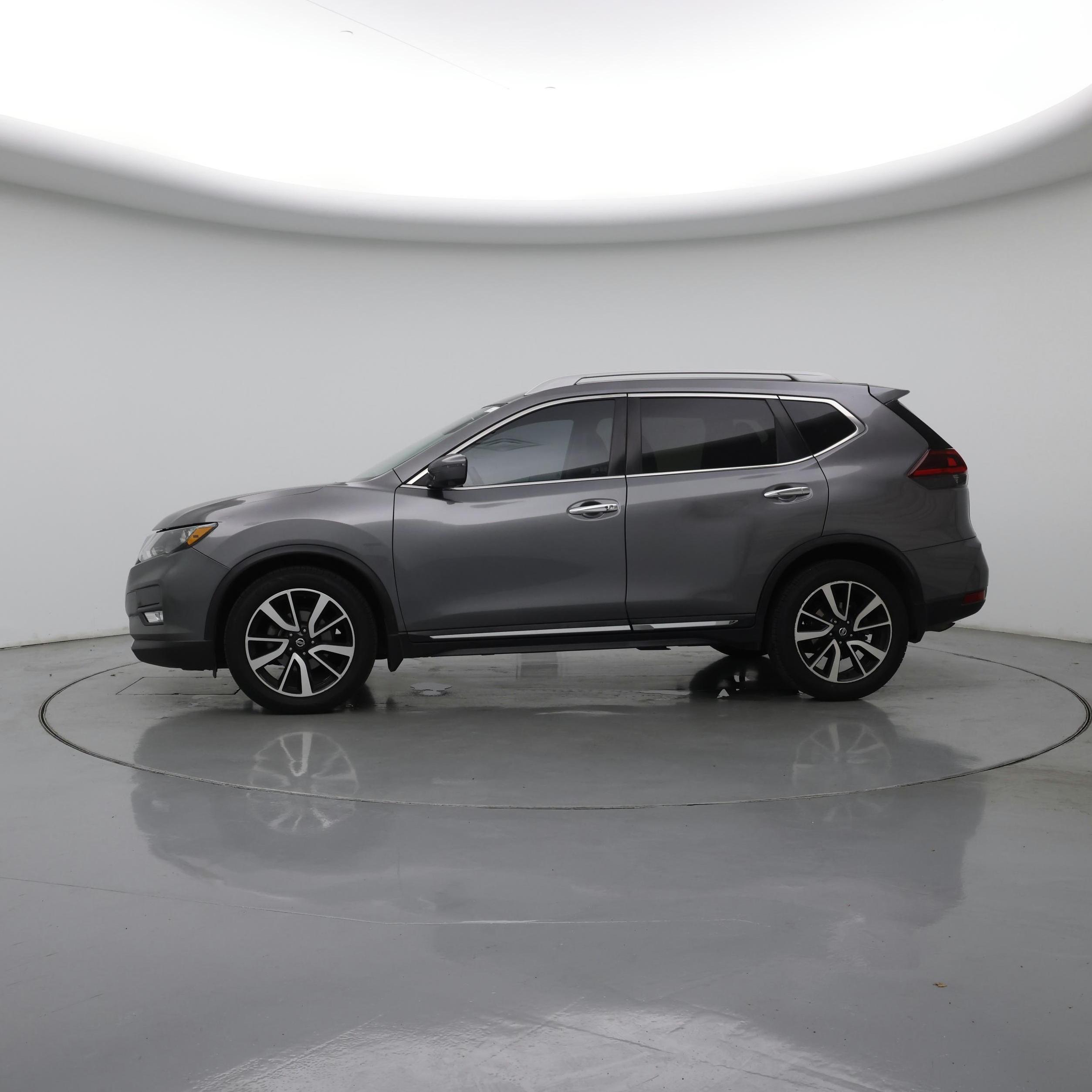 Thumbnail: 2020 Nissan Rogue - 3