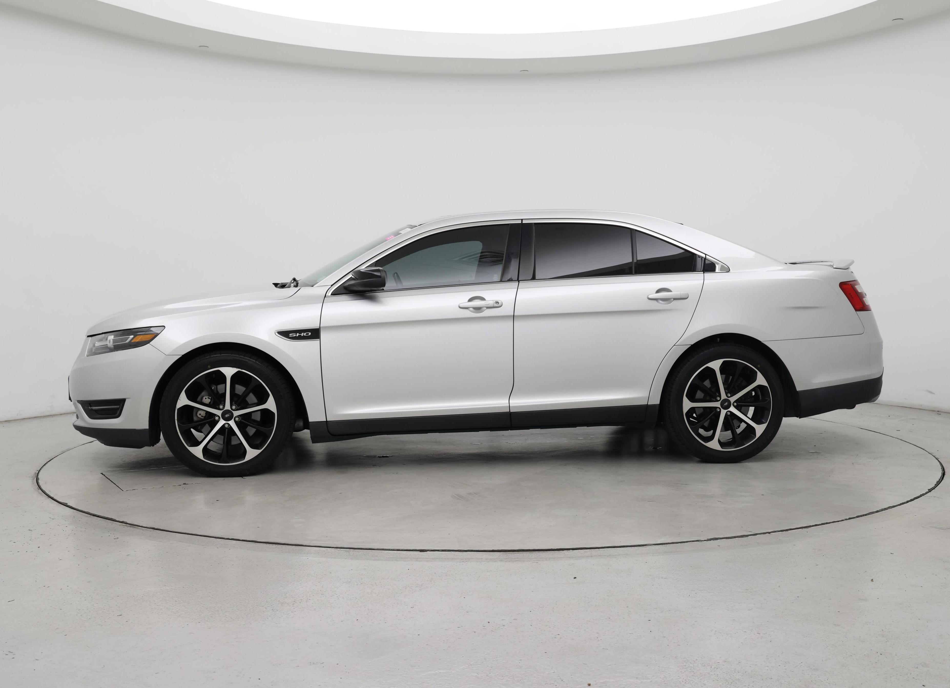 Thumbnail: 2015 Ford Taurus - 3