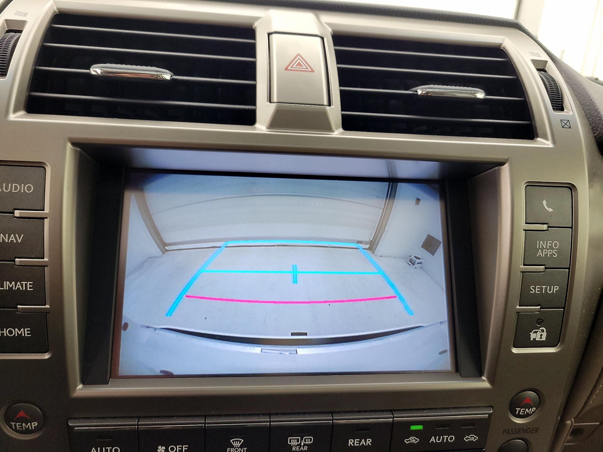 Thumbnail: 2016 Lexus GX - 15