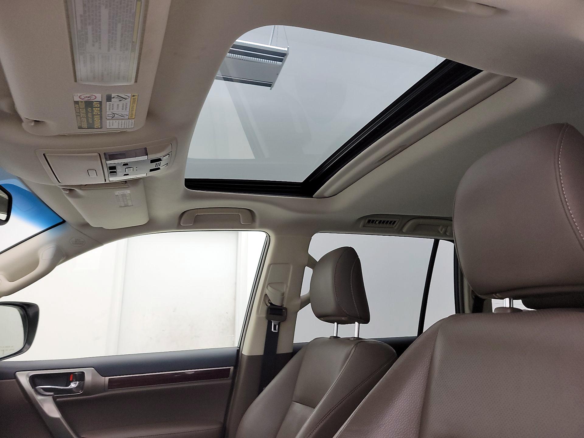 Thumbnail: 2016 Lexus GX - 20