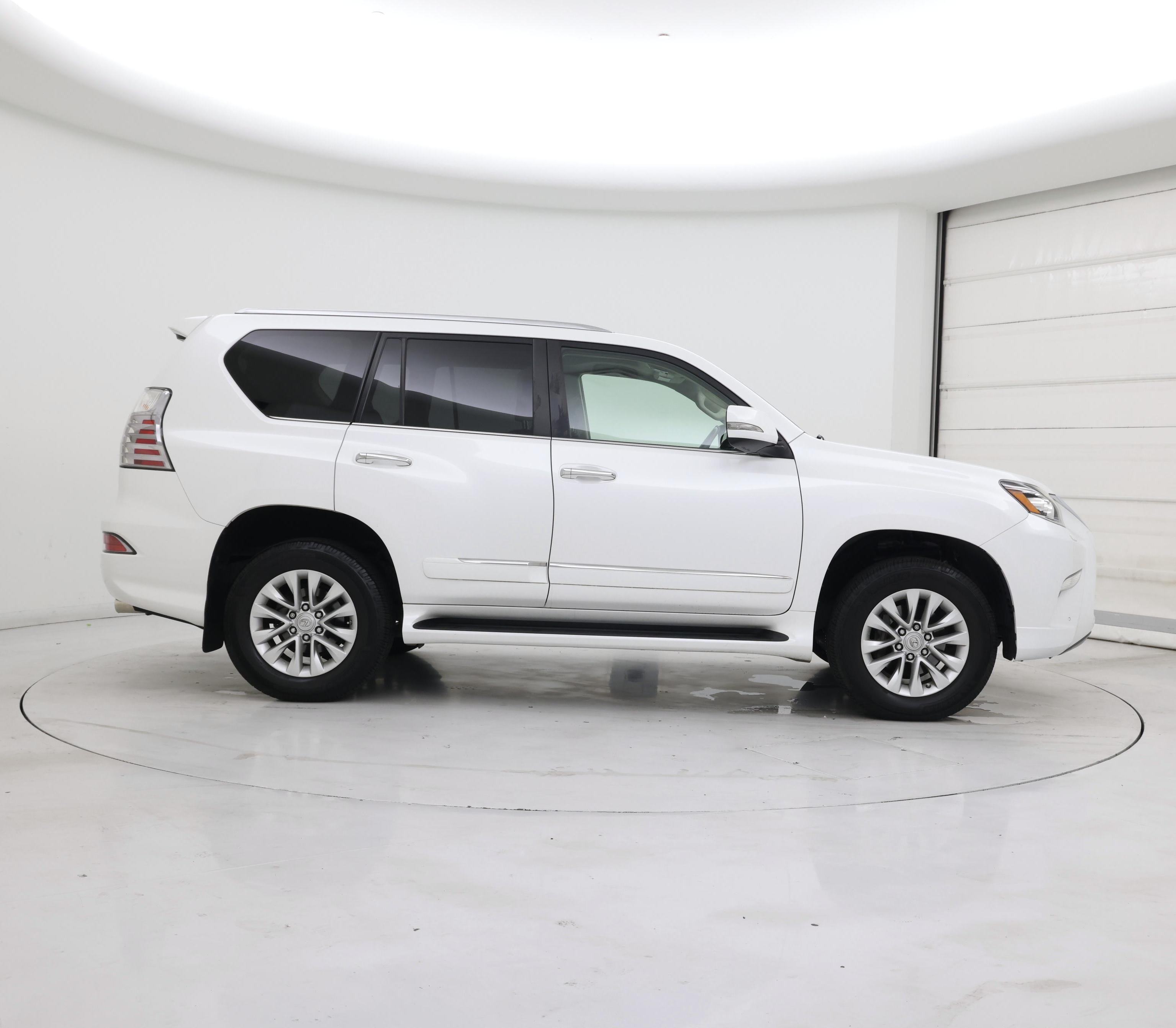 Thumbnail: 2016 Lexus GX - 7