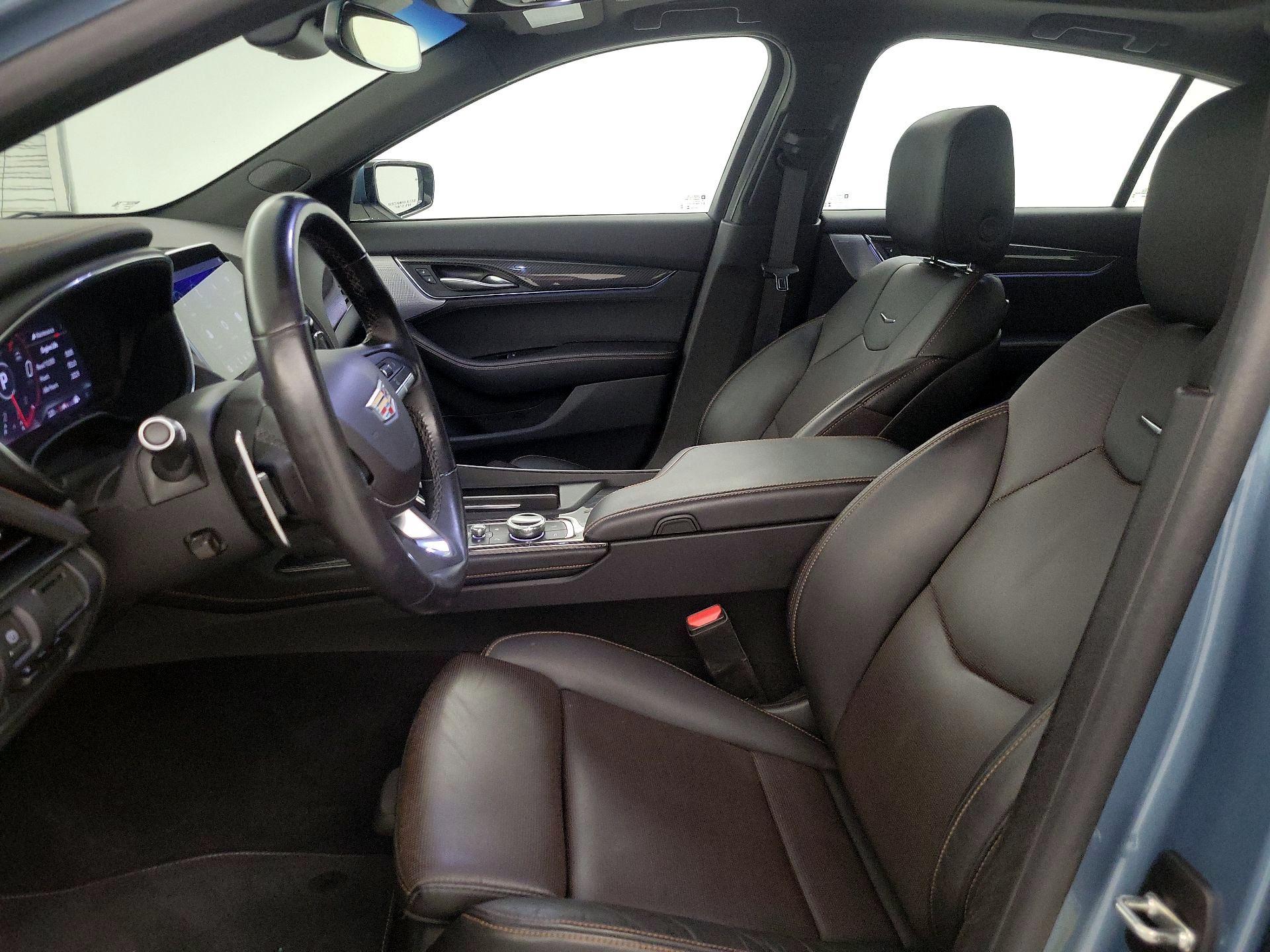 Thumbnail: 2024 Cadillac CT5 - 11