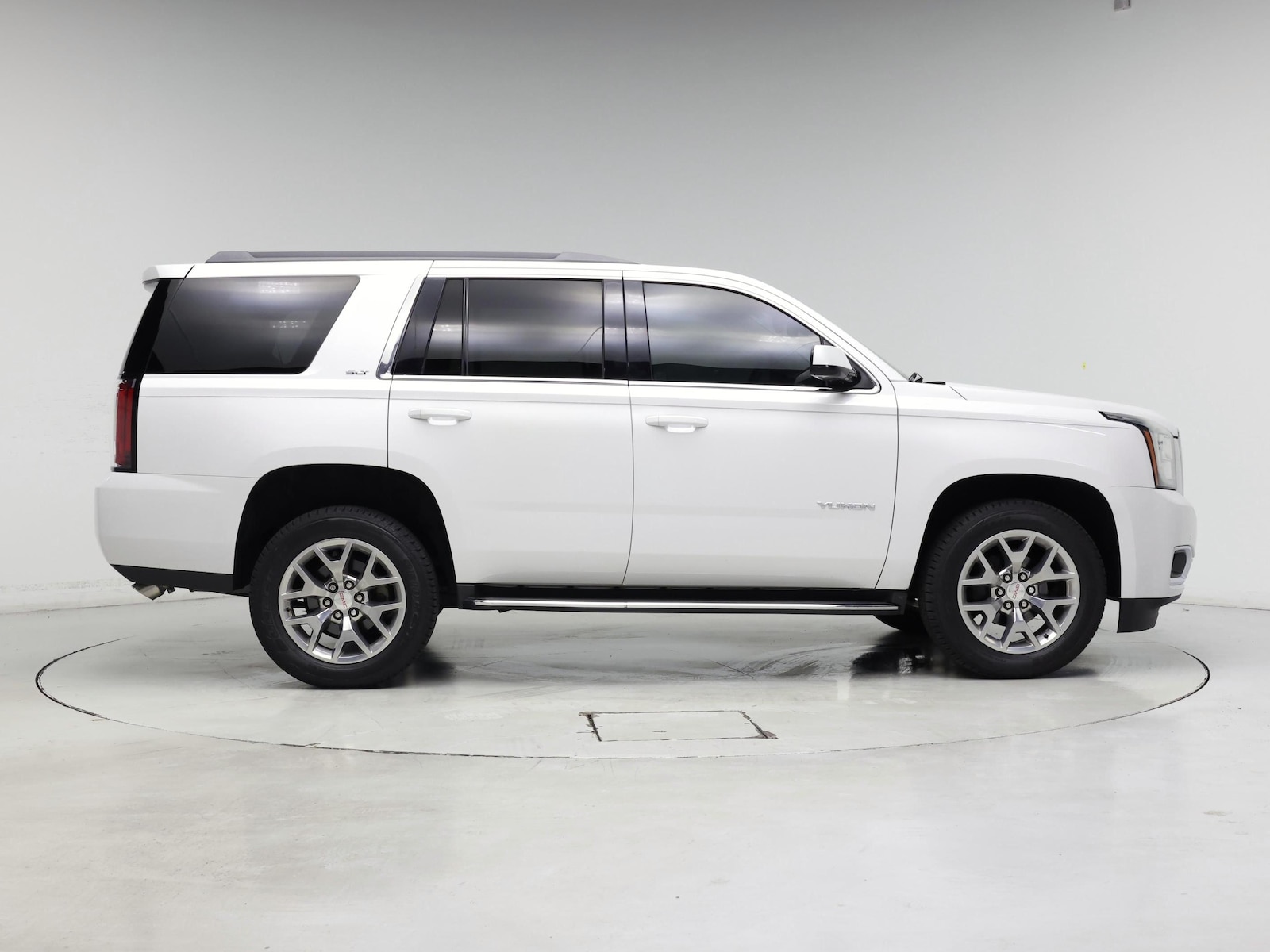 2020 GMC Yukon SLT Standard Edition - Photo 8