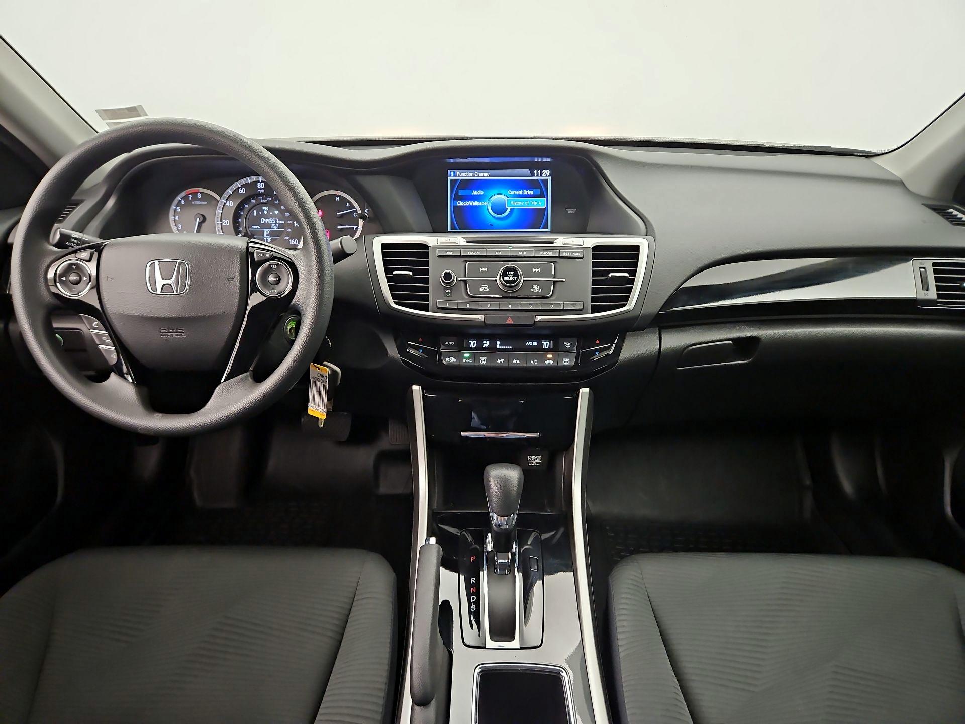 Thumbnail: 2017 Honda Accord - 9