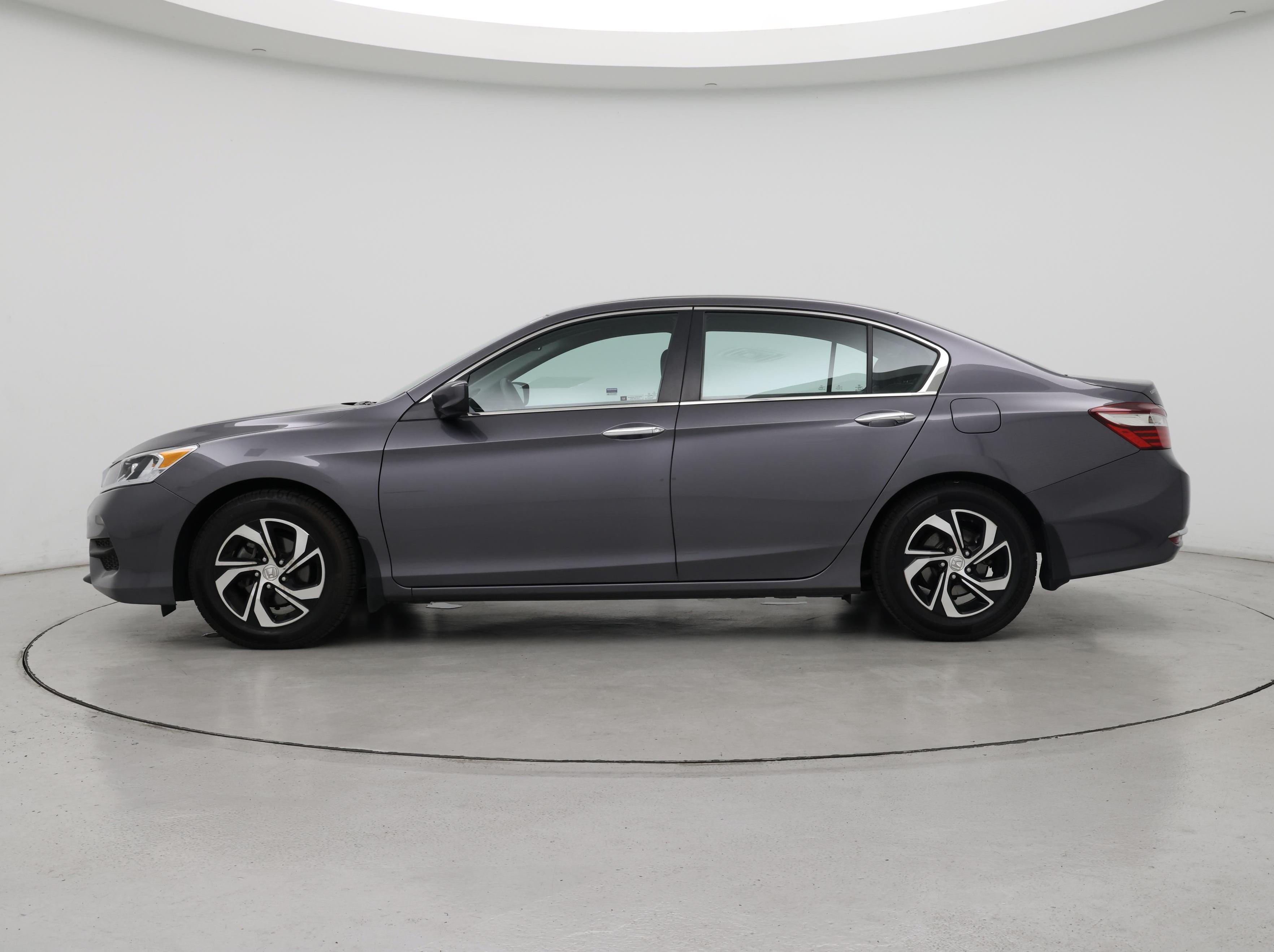 Thumbnail: 2017 Honda Accord - 3