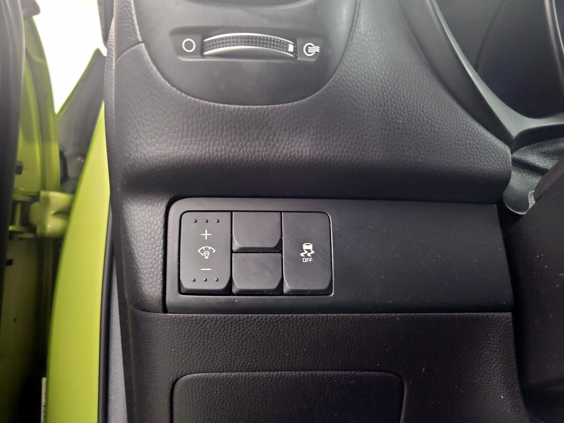 Thumbnail: 2015 Kia Soul - 11