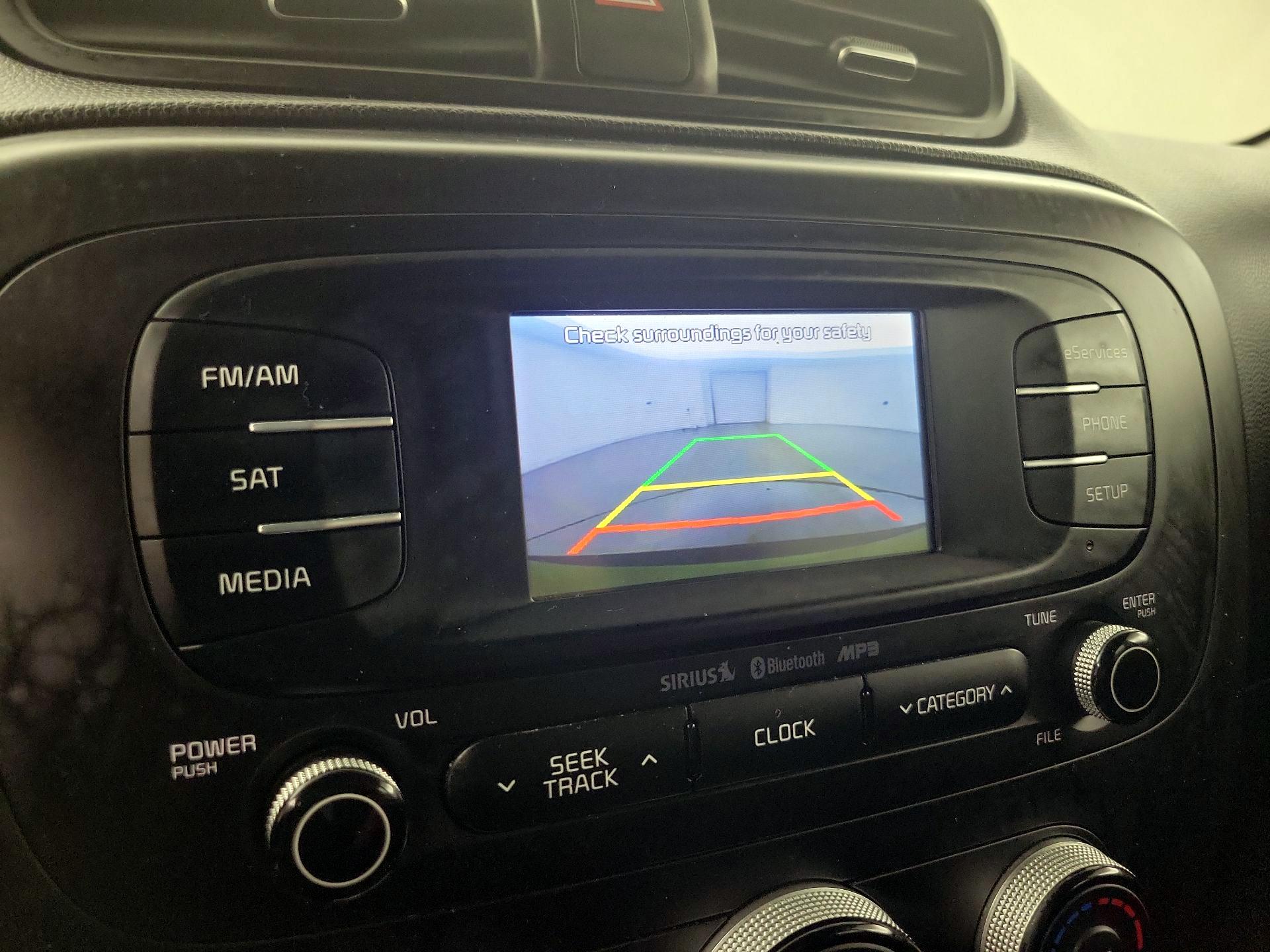 Thumbnail: 2015 Kia Soul - 12