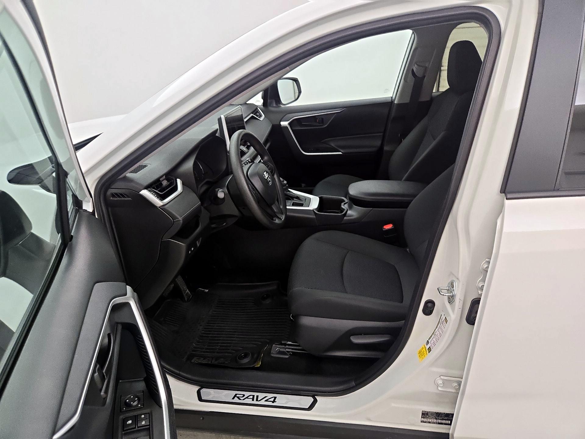 Thumbnail: 2024 Toyota RAV4 - 11