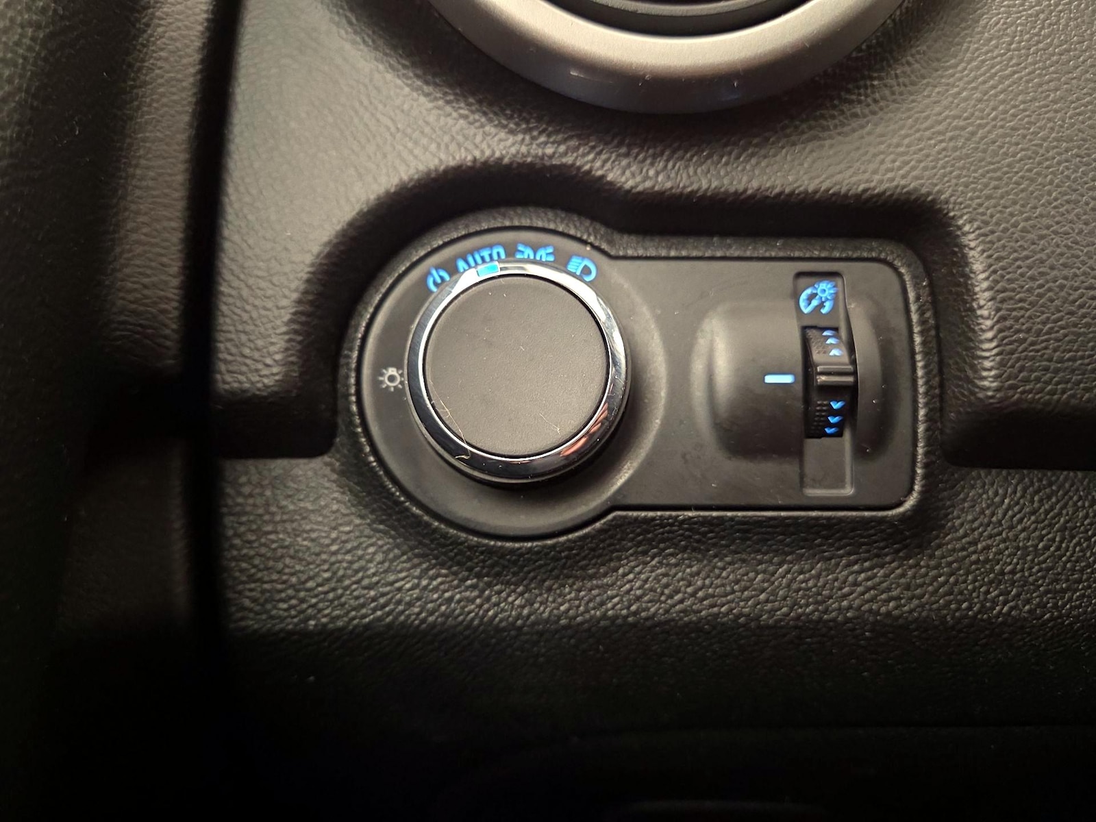 2016 Chevrolet Trax LT - Photo 14