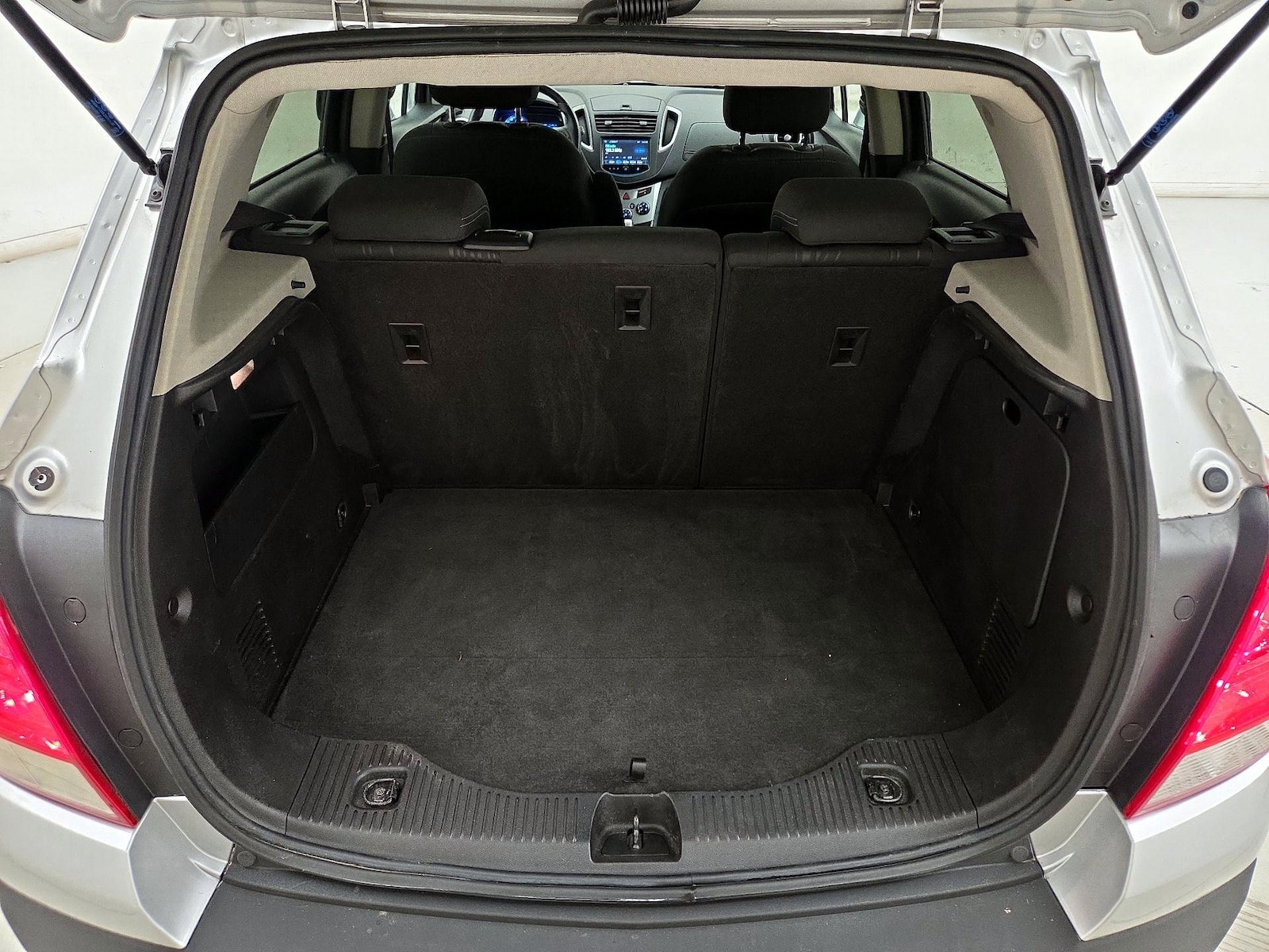 2016 Chevrolet Trax LT - Photo 21