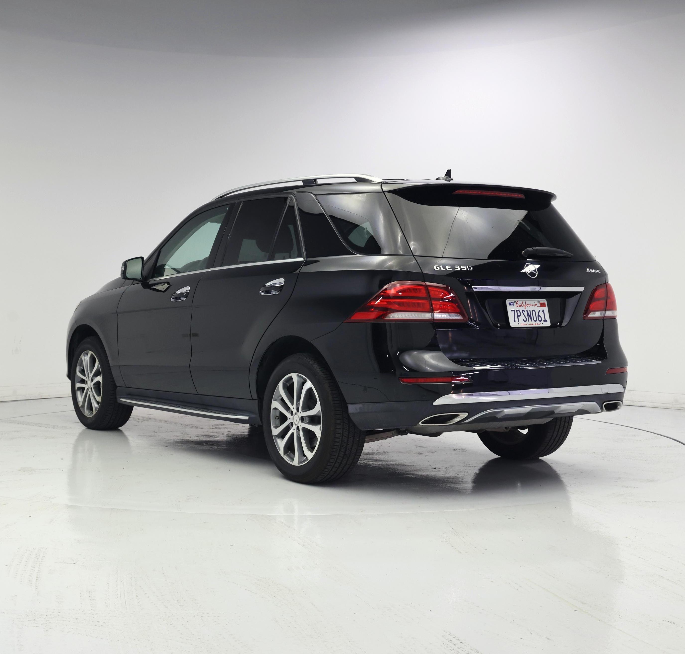 Thumbnail: 2016 Mercedes-Benz GLE - 2