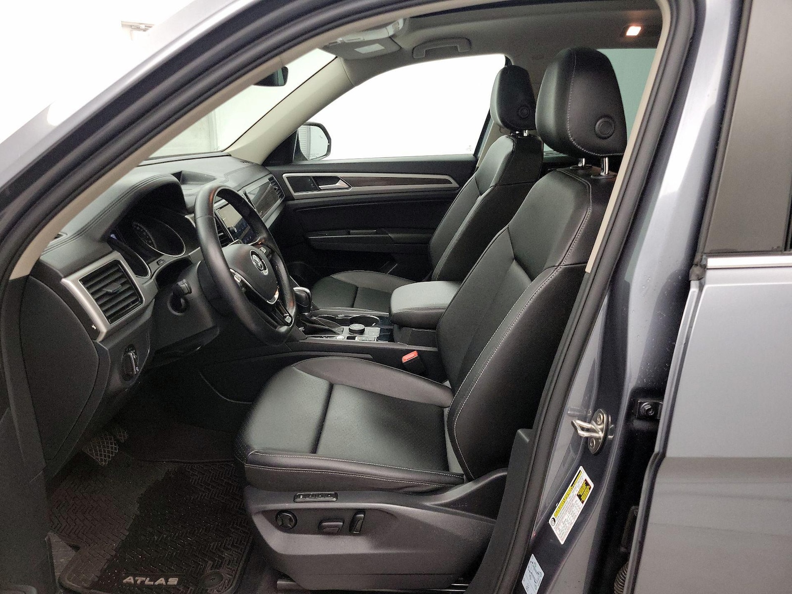 2018 Volkswagen Atlas SEL - Photo 12