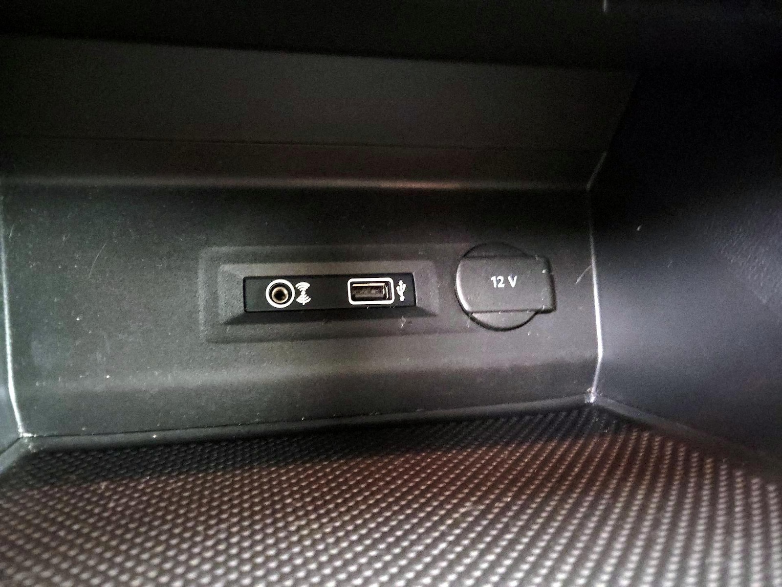 2018 Volkswagen Atlas SEL - Photo 19