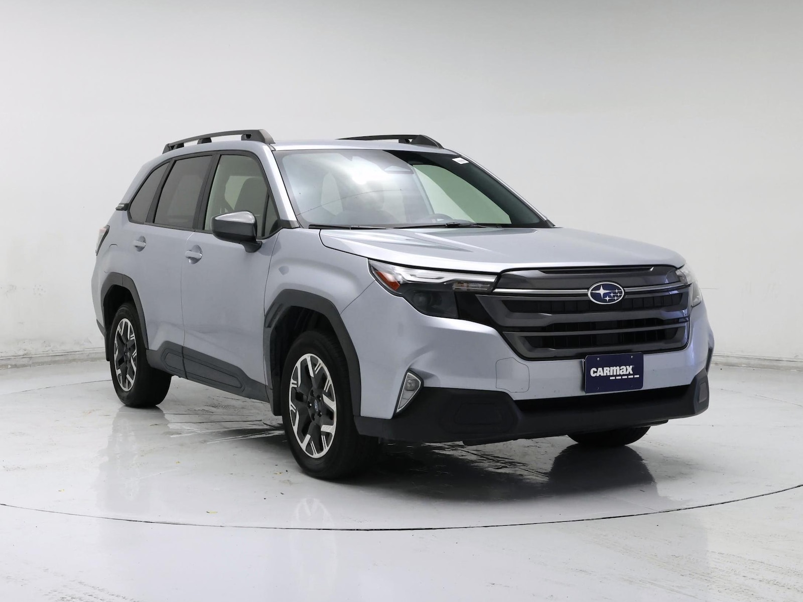 2025 Subaru Forester Premium - Photo 2