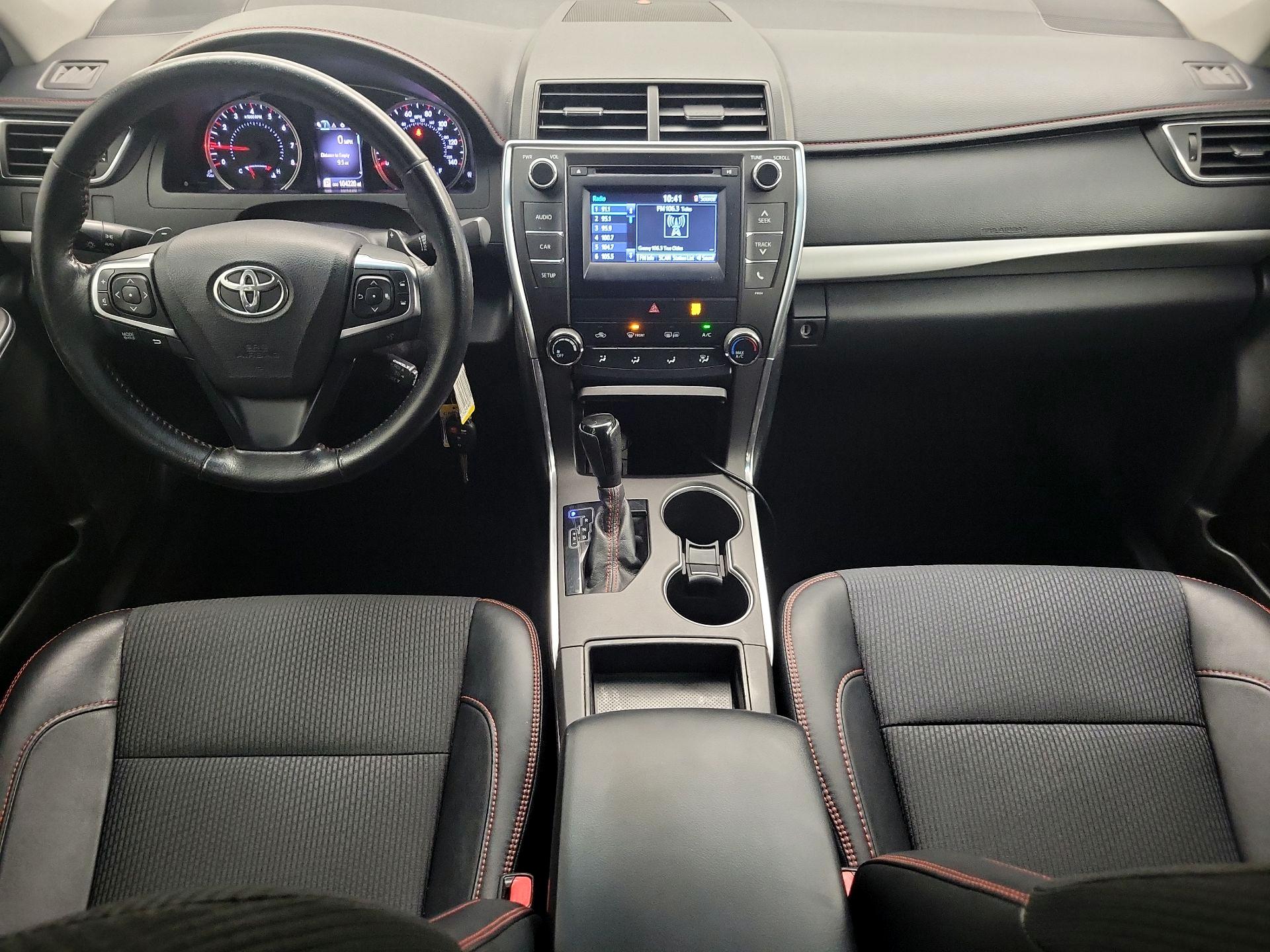 Thumbnail: 2016 Toyota Camry - 9