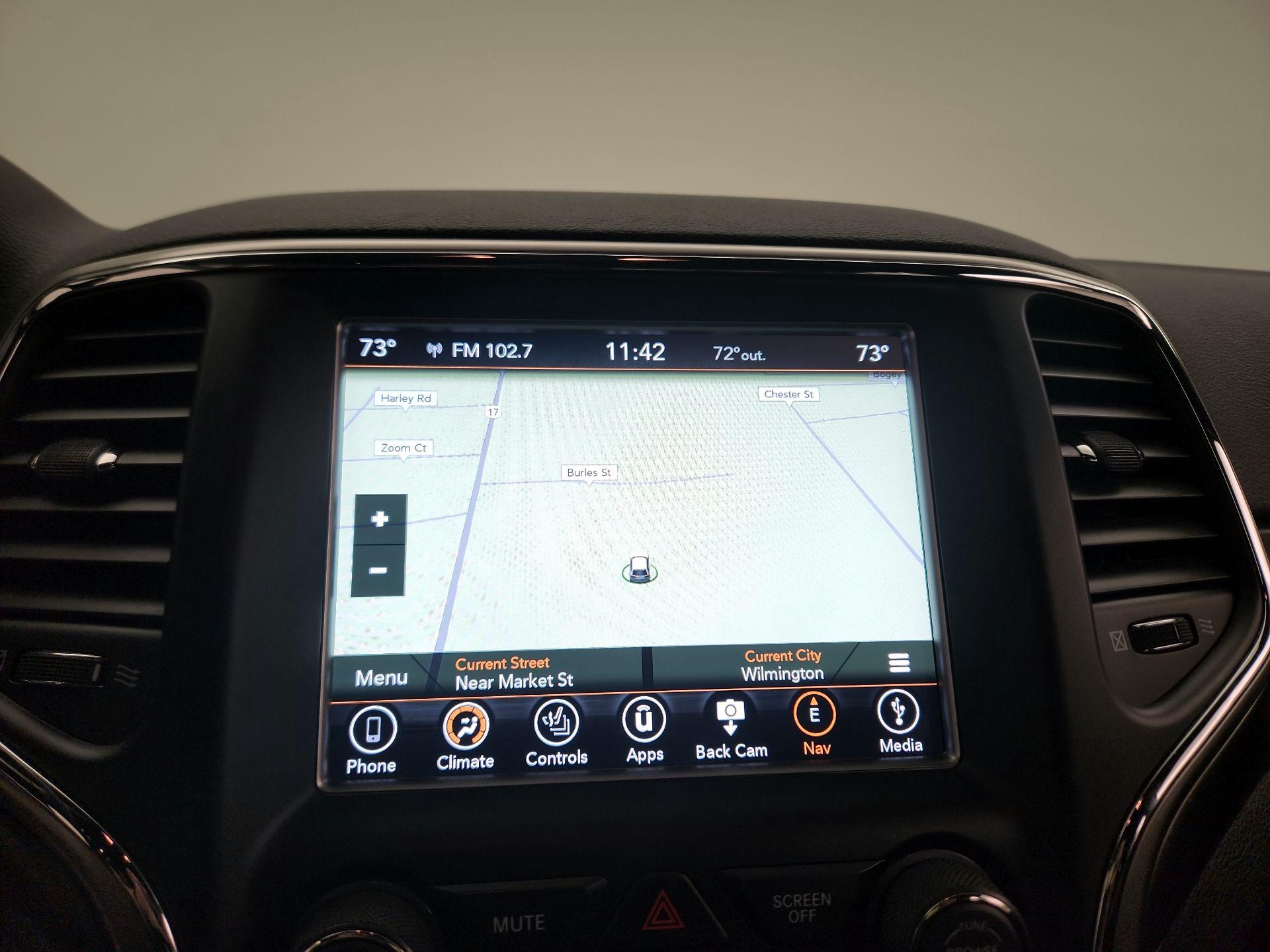 Thumbnail: 2018 Jeep Grand Cherokee - 14