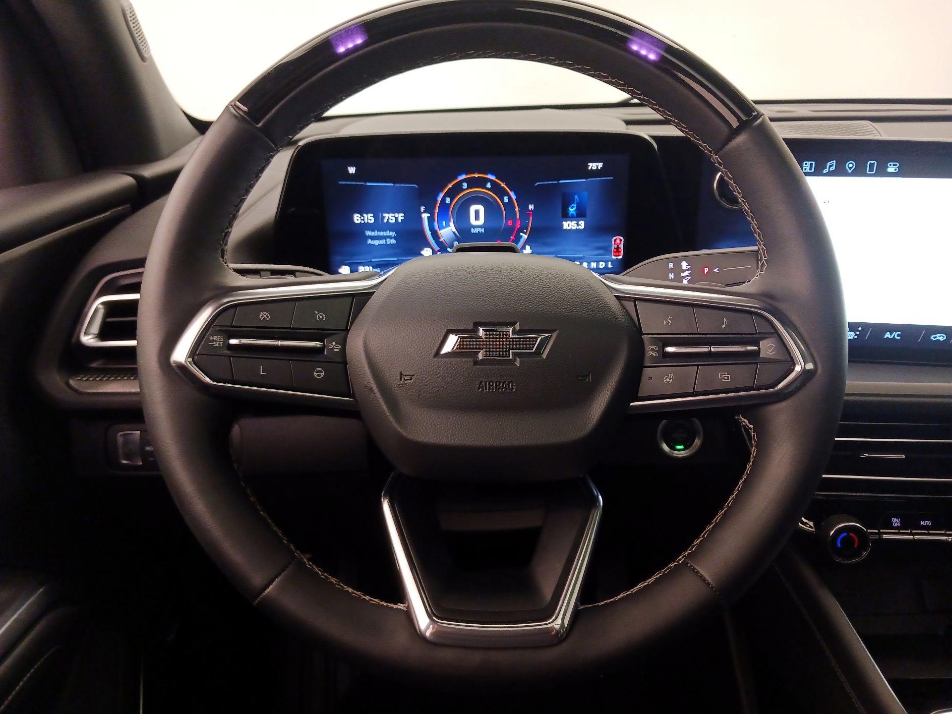 Thumbnail: 2024 Chevrolet Traverse - 10