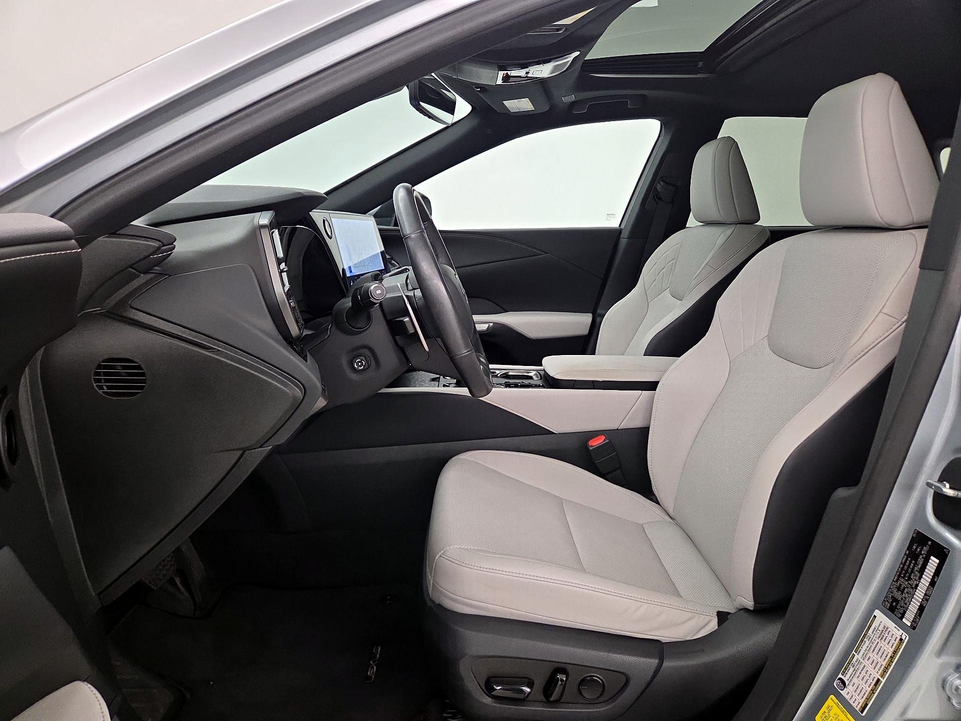 Thumbnail: 2024 Lexus RX - 11