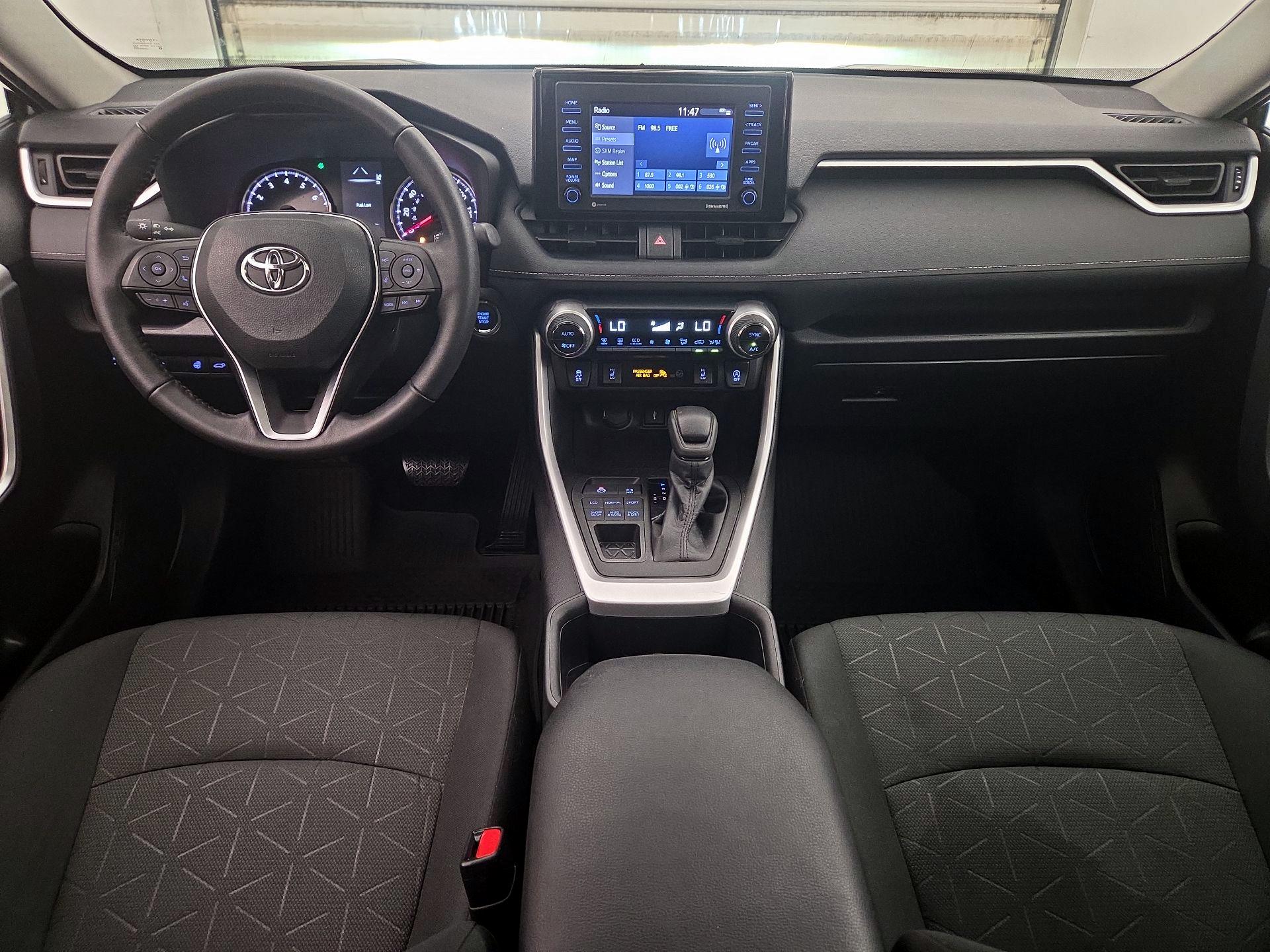 Thumbnail: 2022 Toyota RAV4 - 9