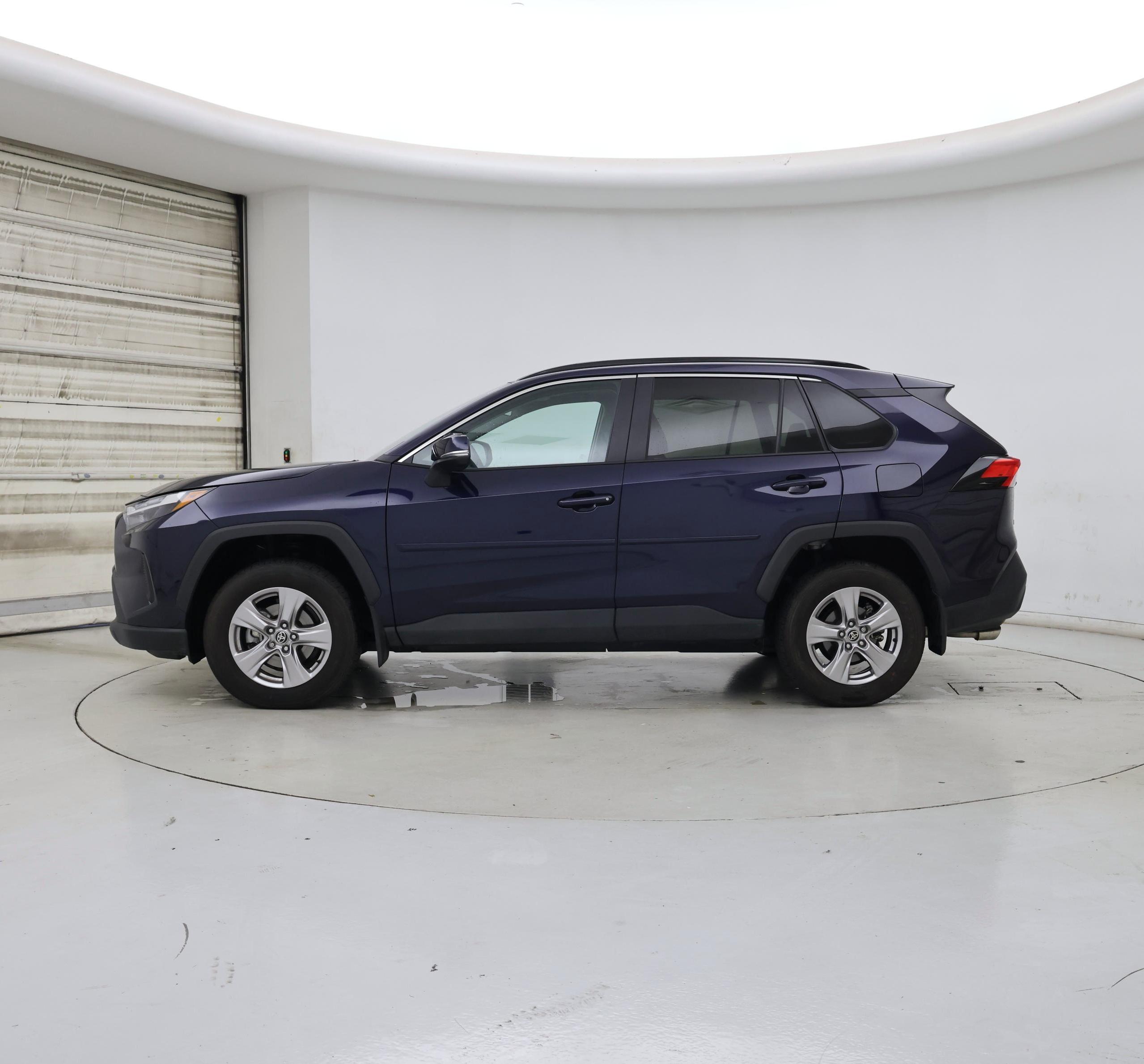 Thumbnail: 2022 Toyota RAV4 - 3