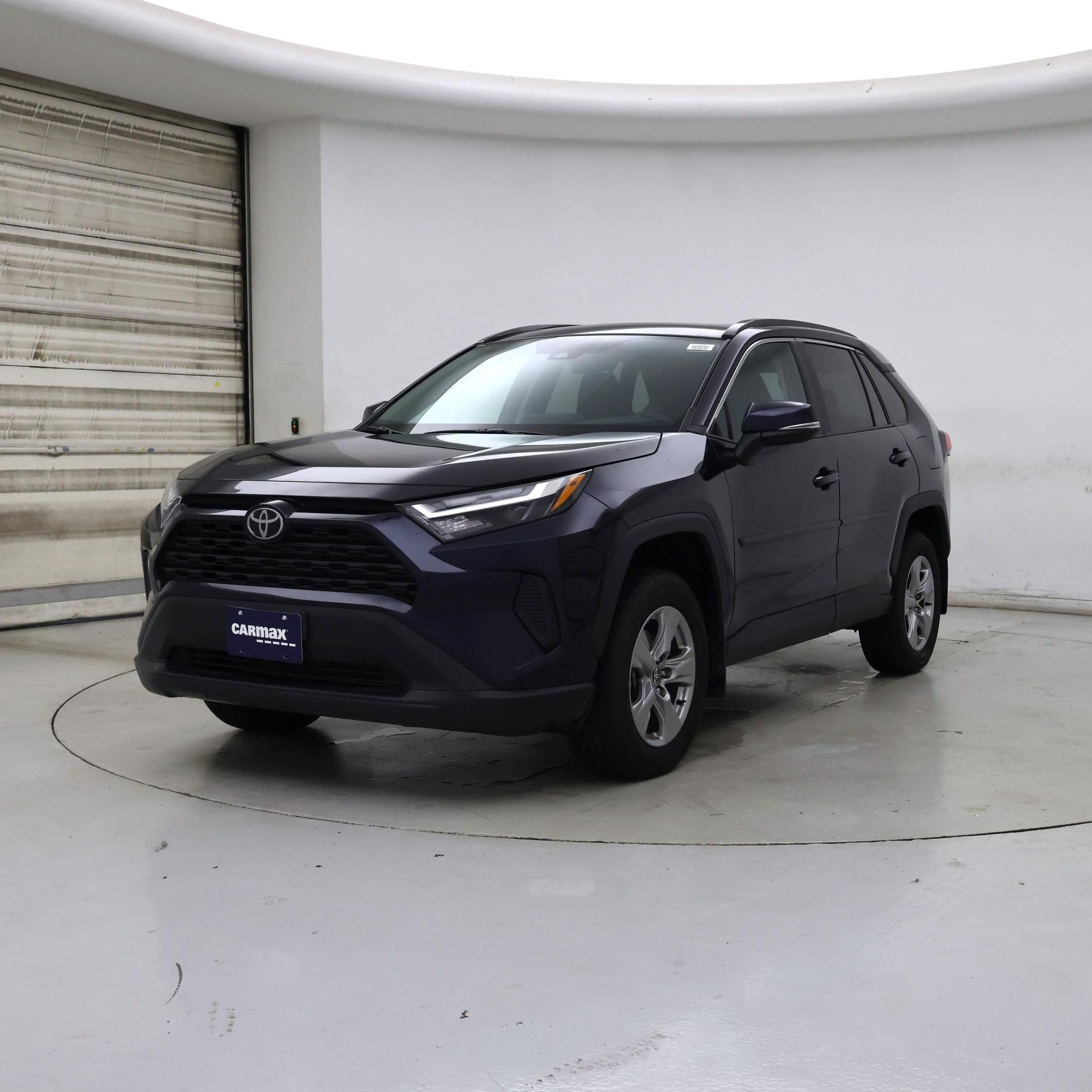 Thumbnail: 2022 Toyota RAV4 - 4