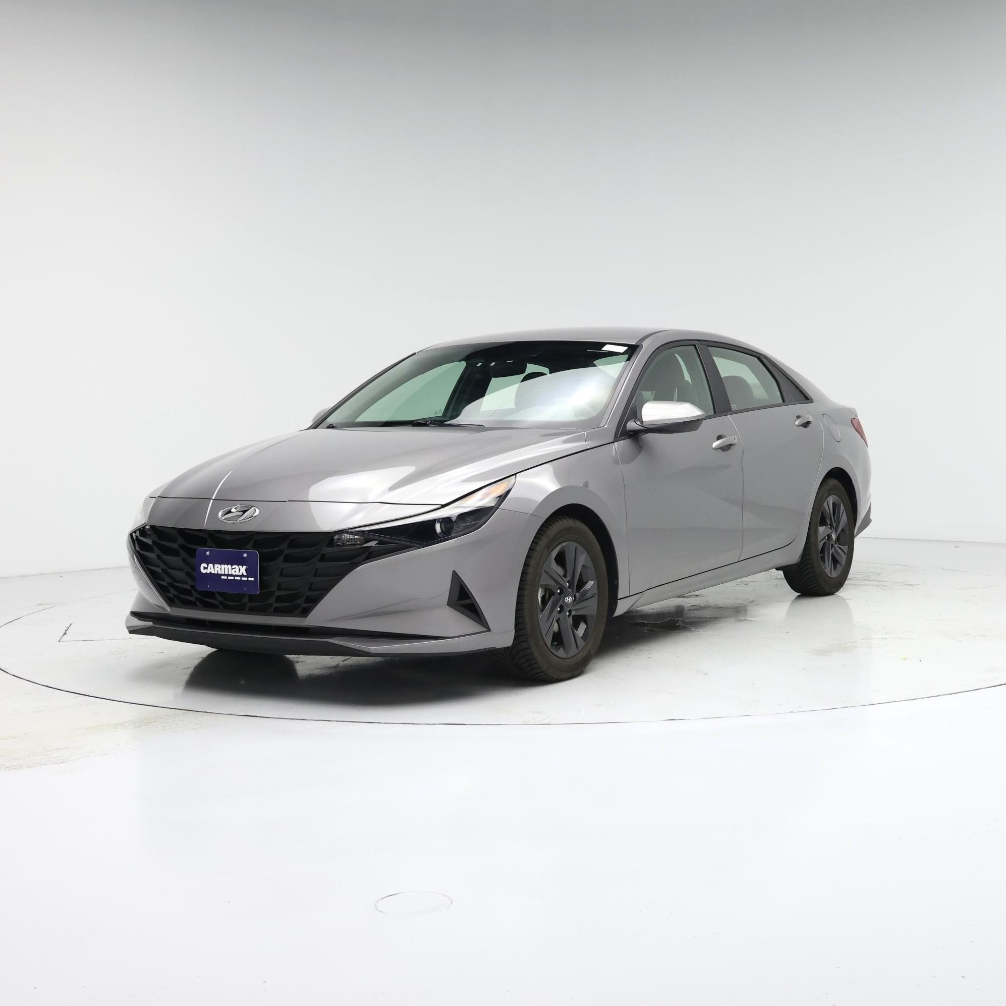 Thumbnail: 2022 Hyundai Elantra - 4