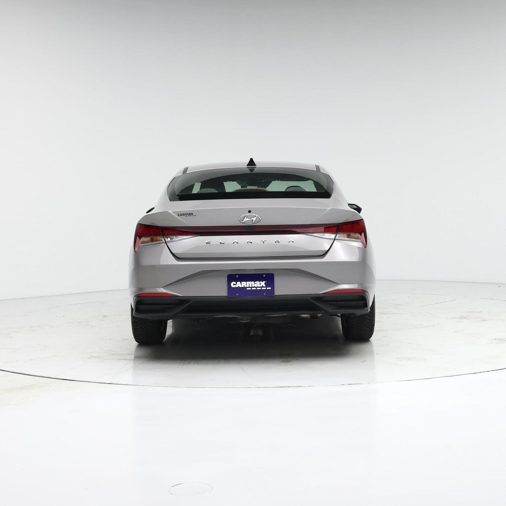 Thumbnail: 2022 Hyundai Elantra - 6