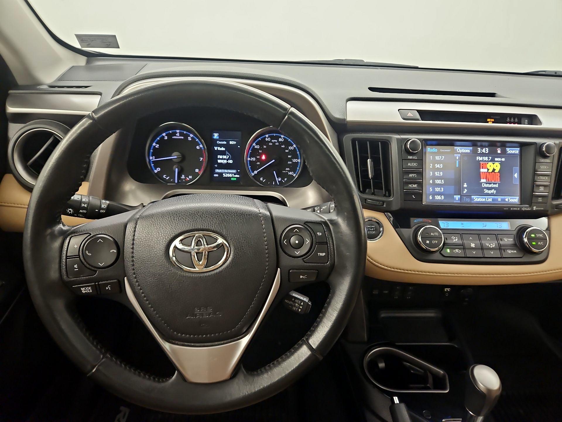 Thumbnail: 2018 Toyota RAV4 - 9