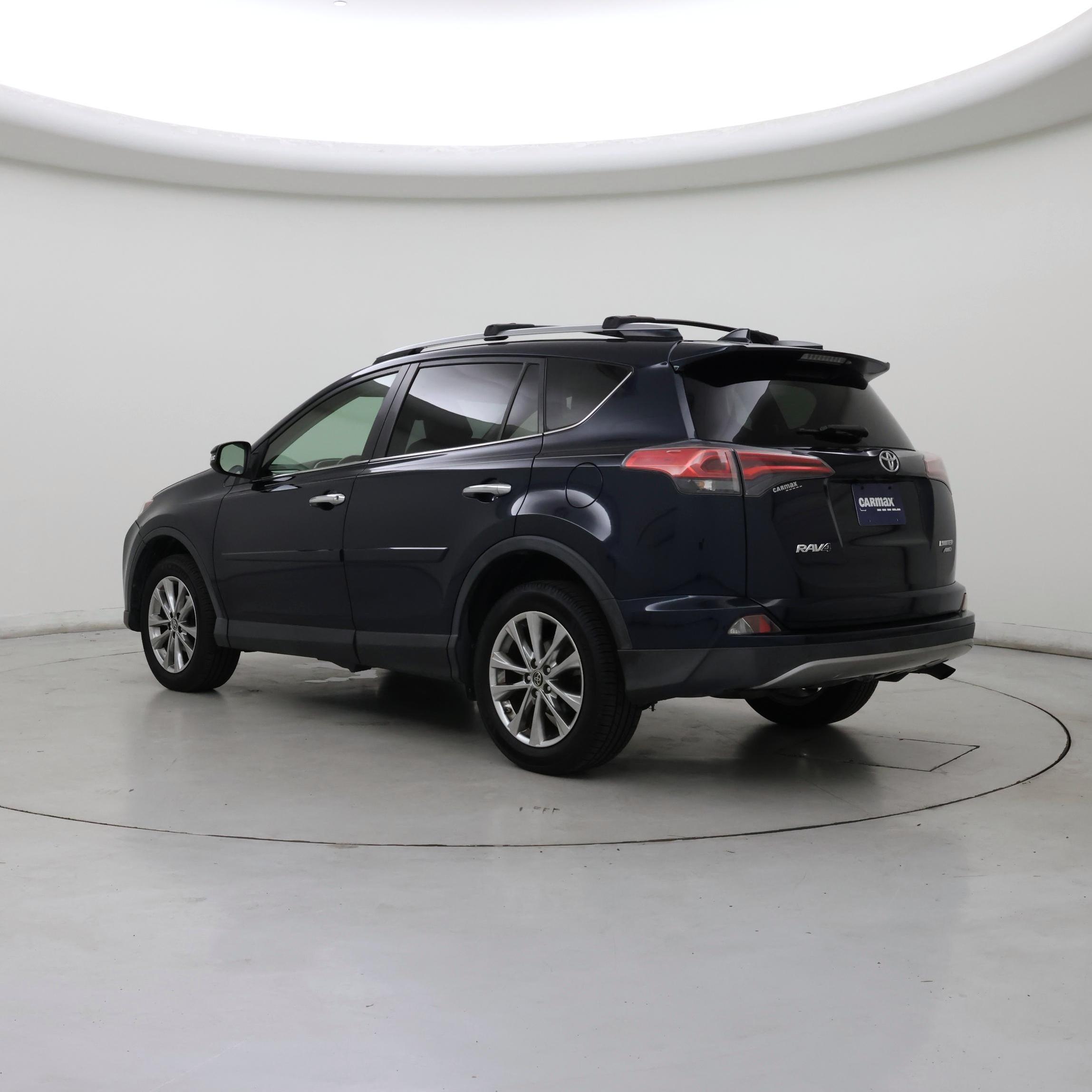 Thumbnail: 2018 Toyota RAV4 - 2