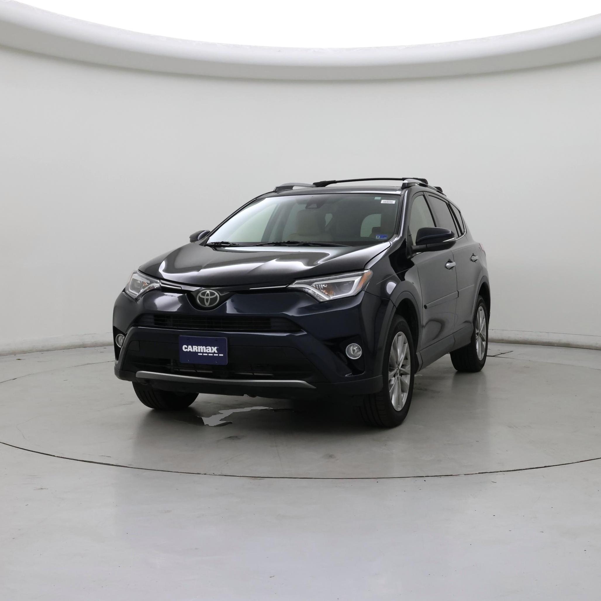 Thumbnail: 2018 Toyota RAV4 - 4