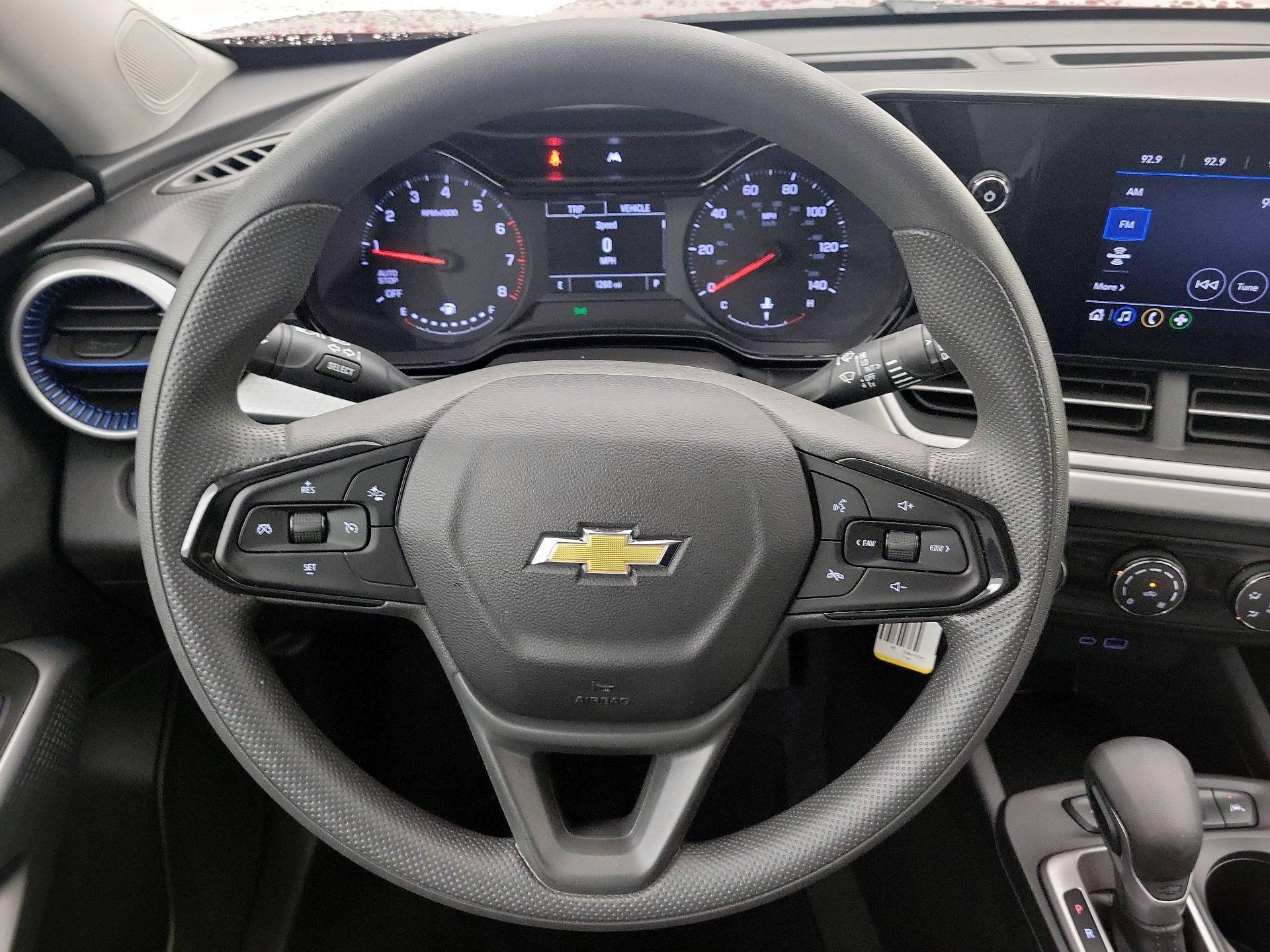 Thumbnail: 2025 Chevrolet Trax - 10