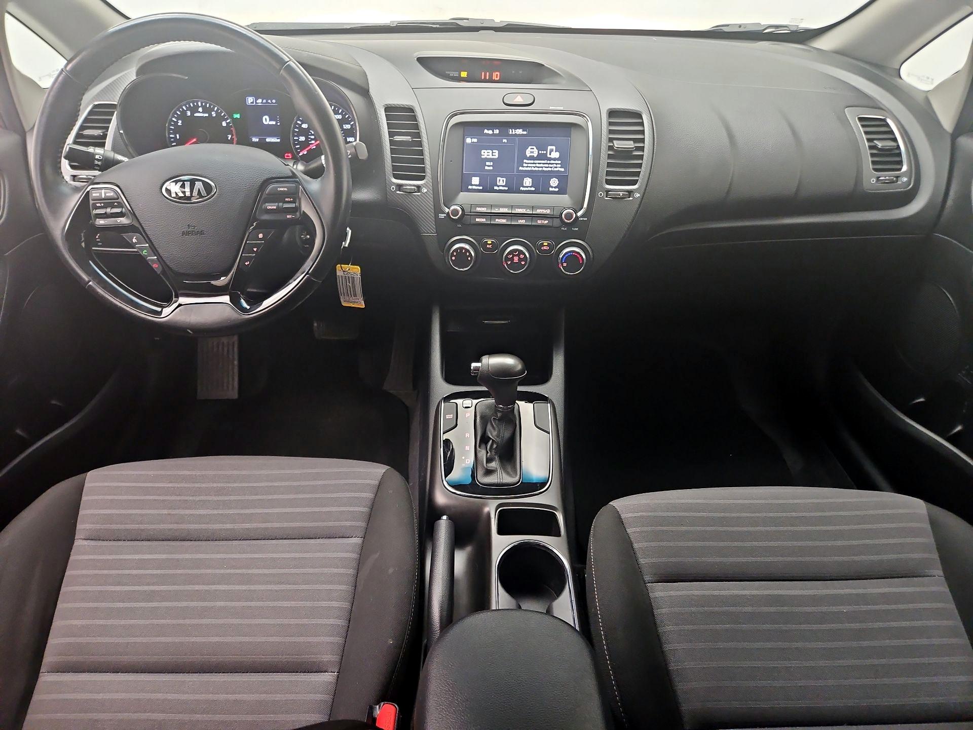 Thumbnail: 2018 Kia Forte - 9