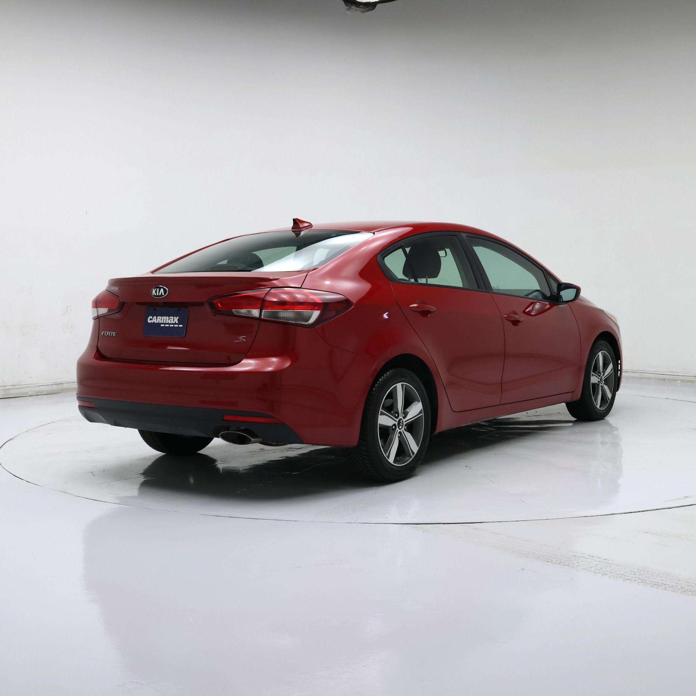 Thumbnail: 2018 Kia Forte - 8