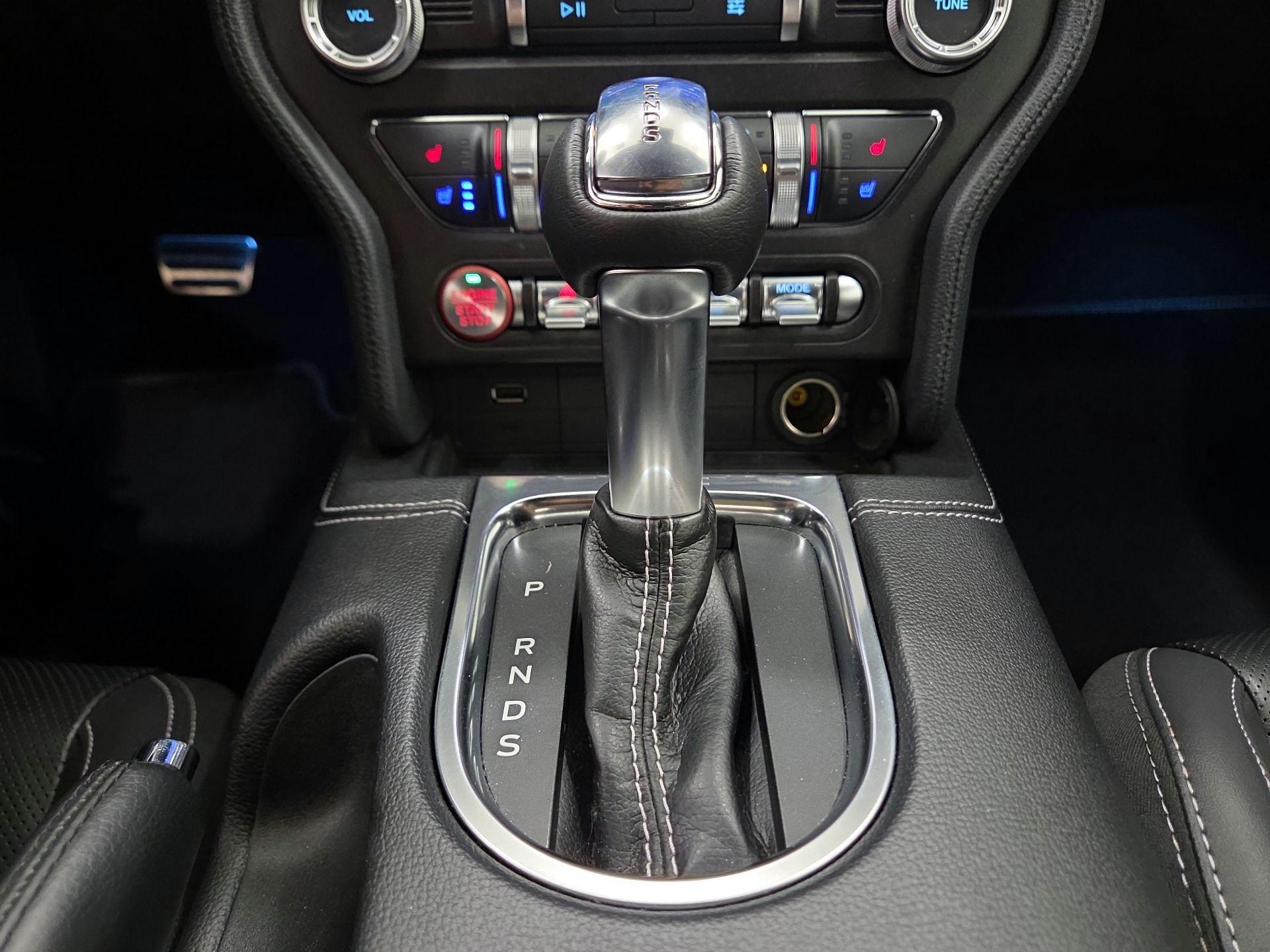 Thumbnail: 2022 Ford Mustang - 18