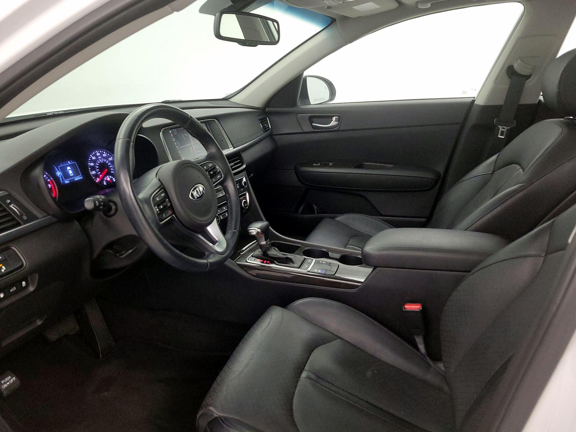 Thumbnail: 2016 Kia Optima - 11