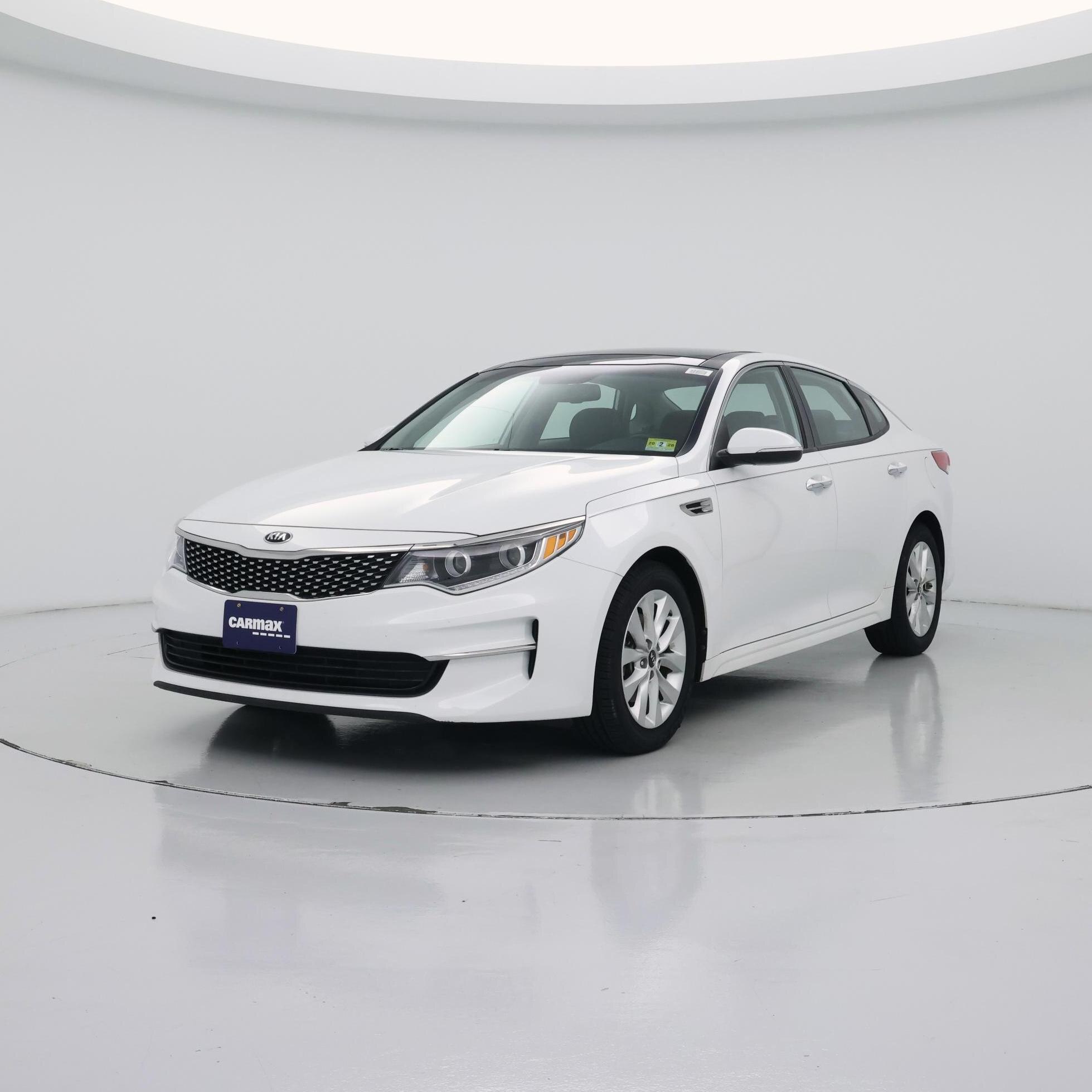 Thumbnail: 2016 Kia Optima - 4