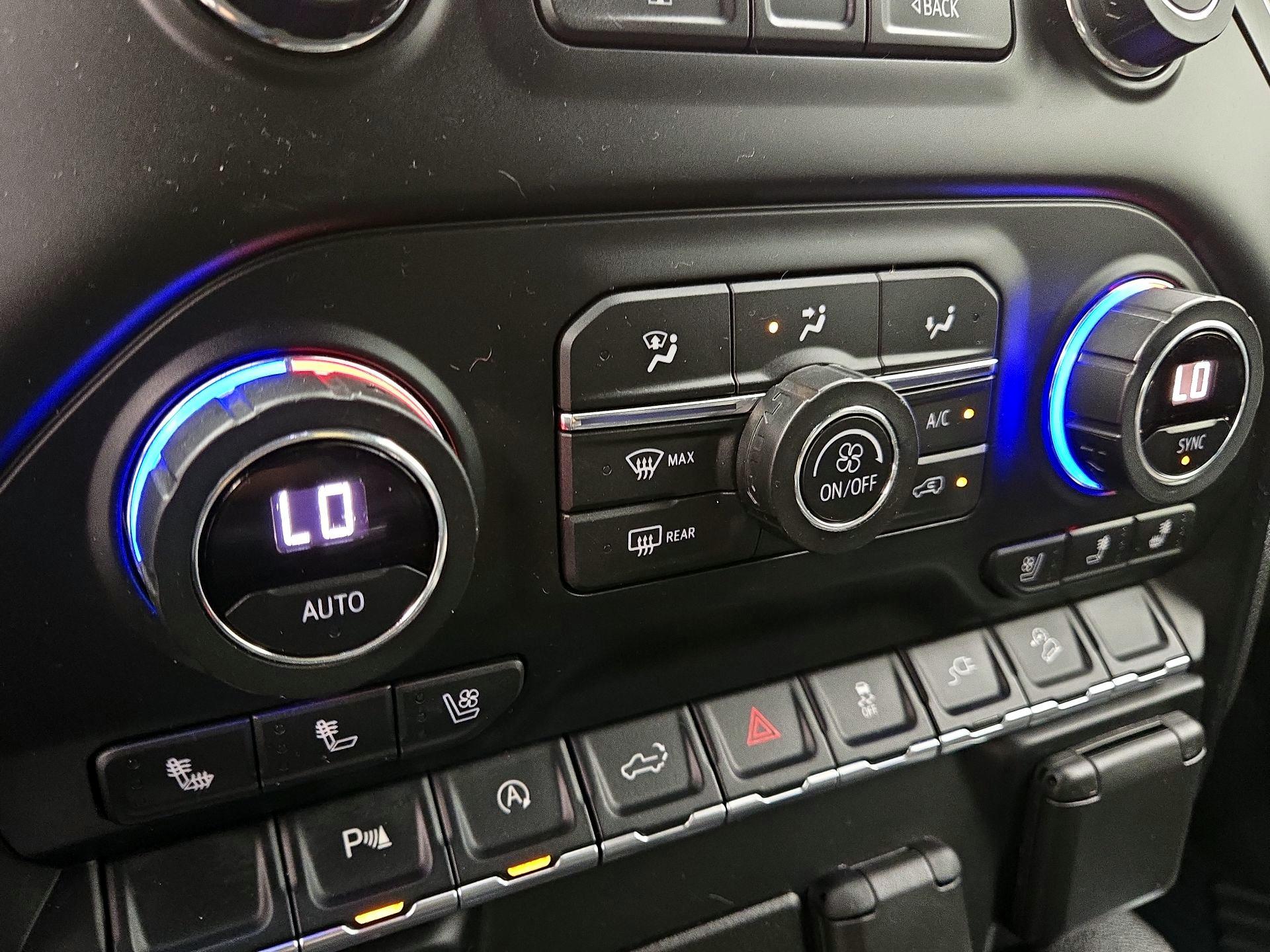 Thumbnail: 2020 GMC Sierra 1500 - 16