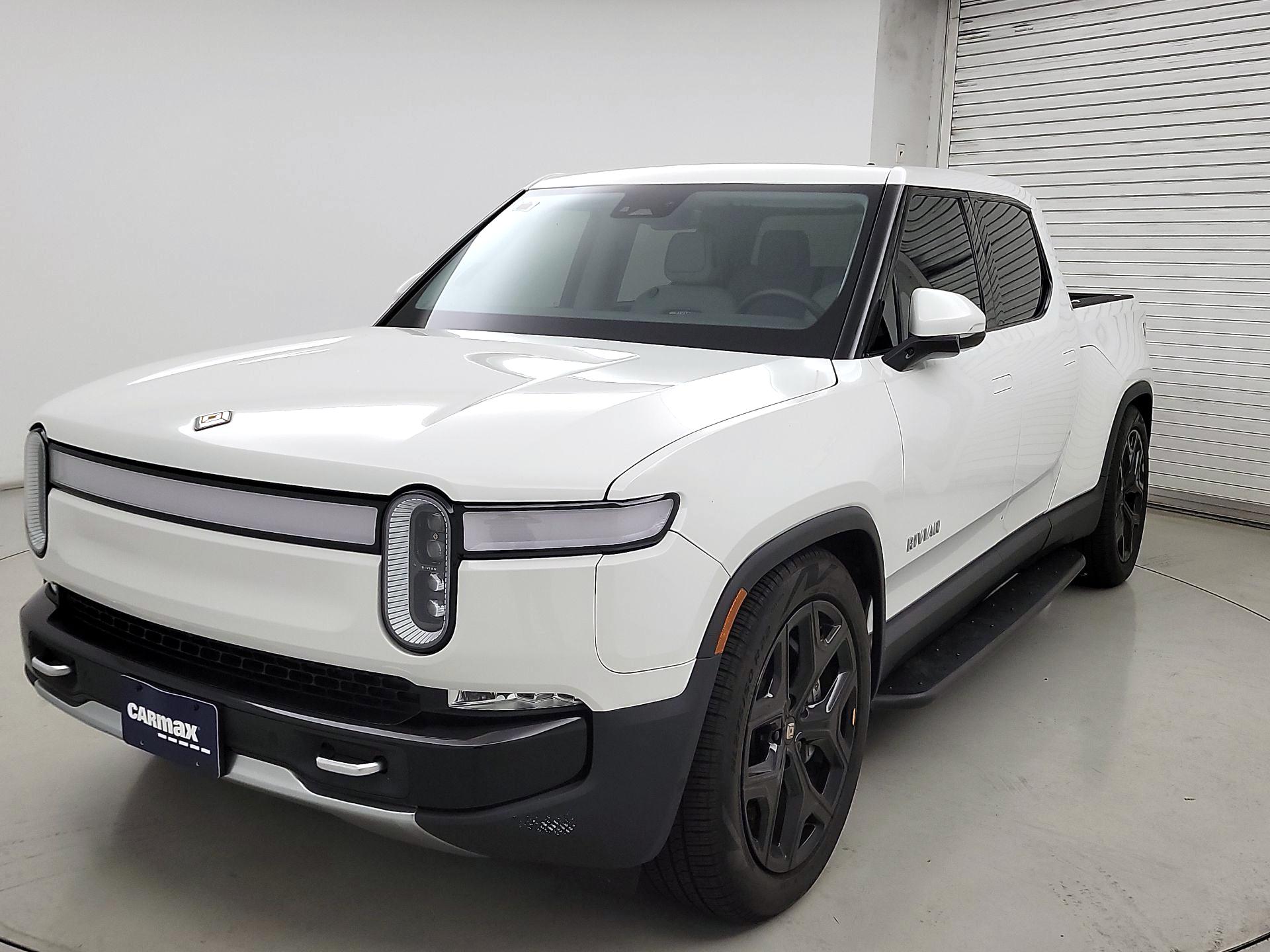 Thumbnail: 2023 Rivian R1T - 3