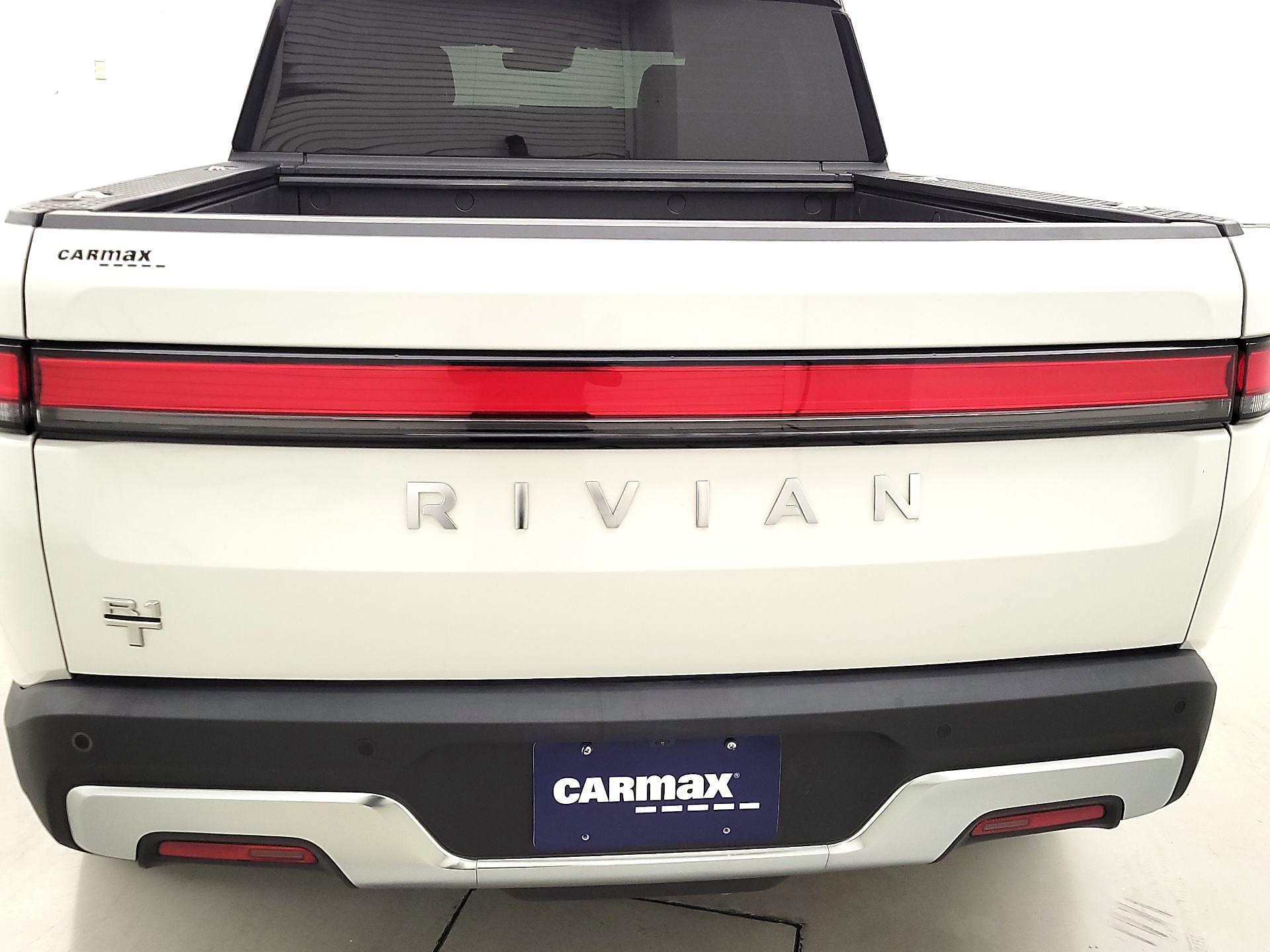 Thumbnail: 2023 Rivian R1T - 6