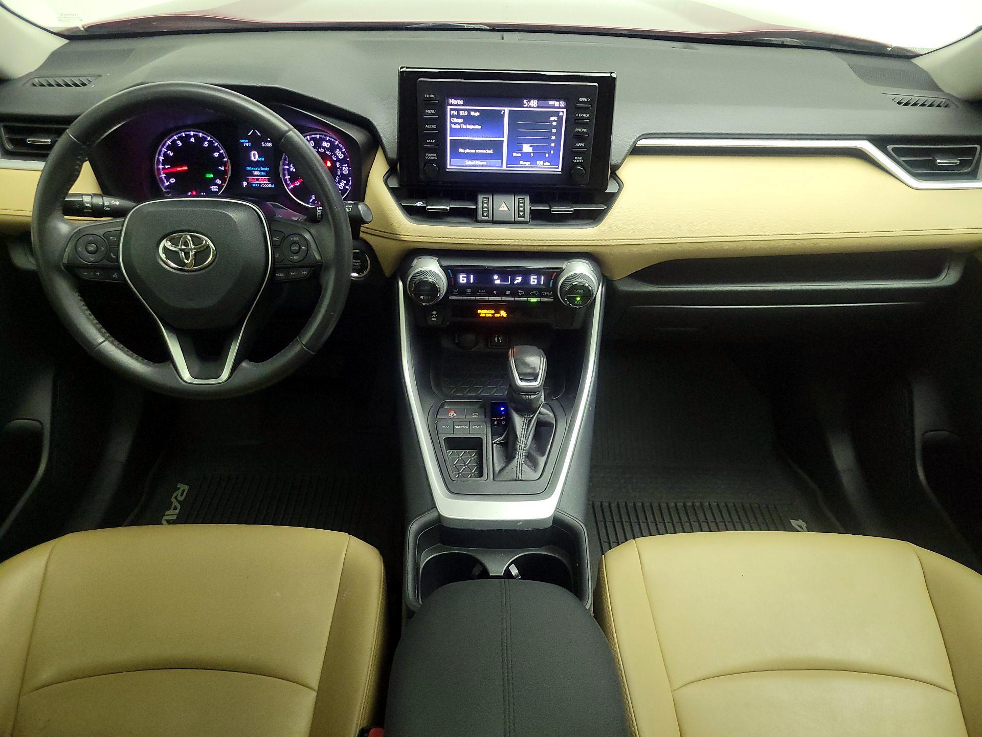 Thumbnail: 2019 Toyota RAV4 - 9